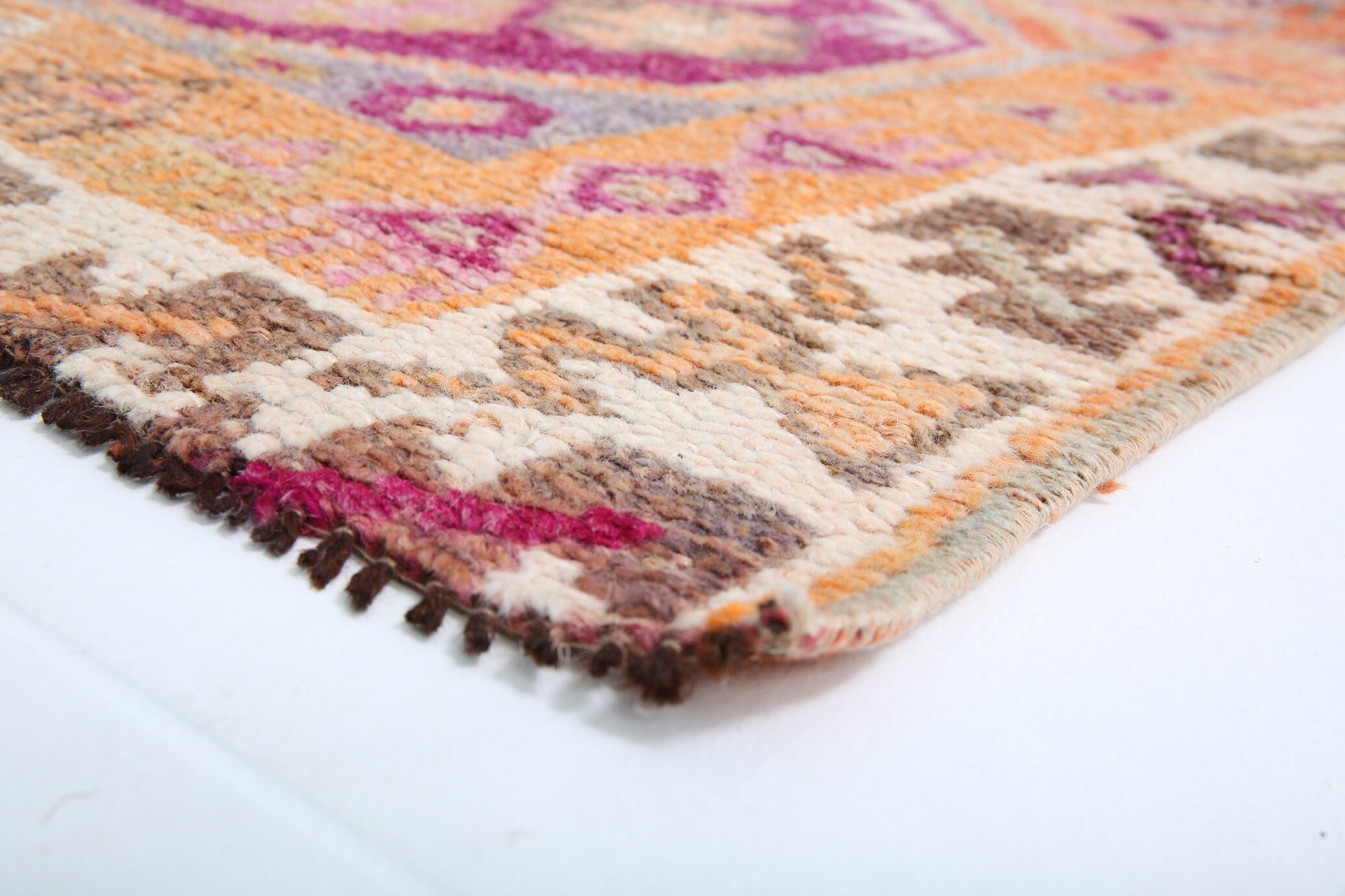 Turkish Vintage Herki Rug 2’6’ x 11’1’