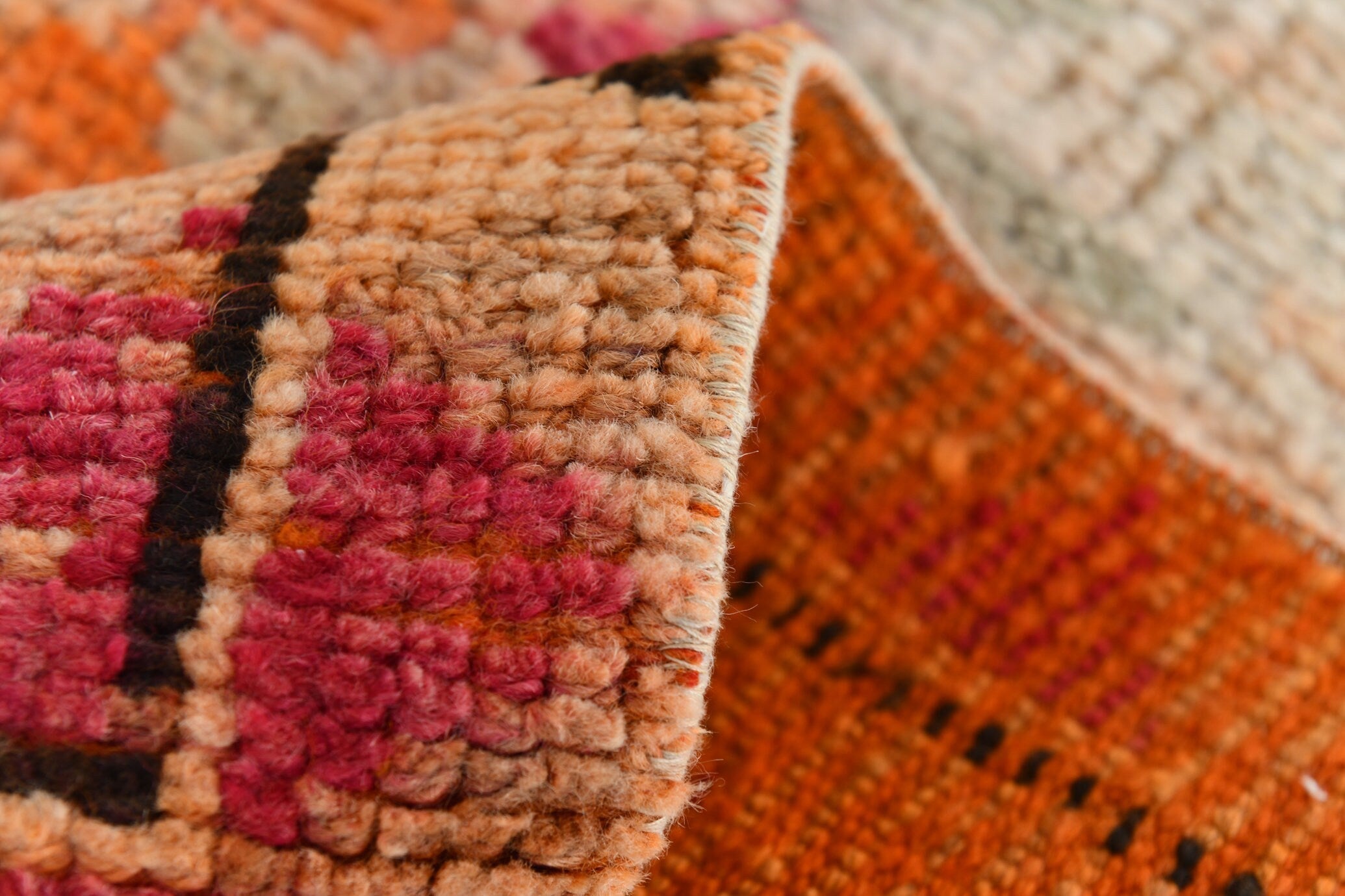 Turkish Vintage Herki Rug 2’6’ x 11’6’