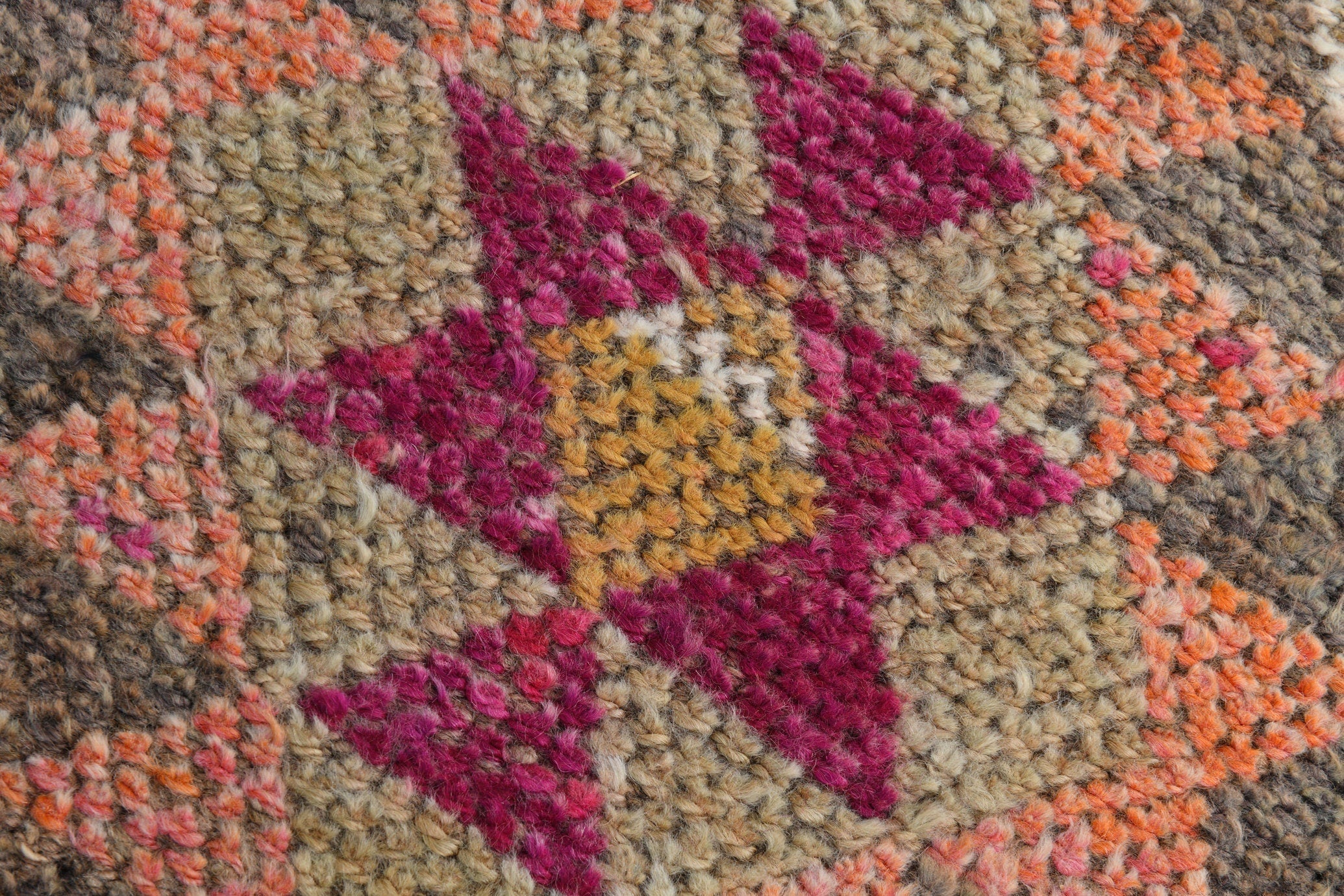 Turkish Vintage Herki Rug 2’6’ x 13’5’