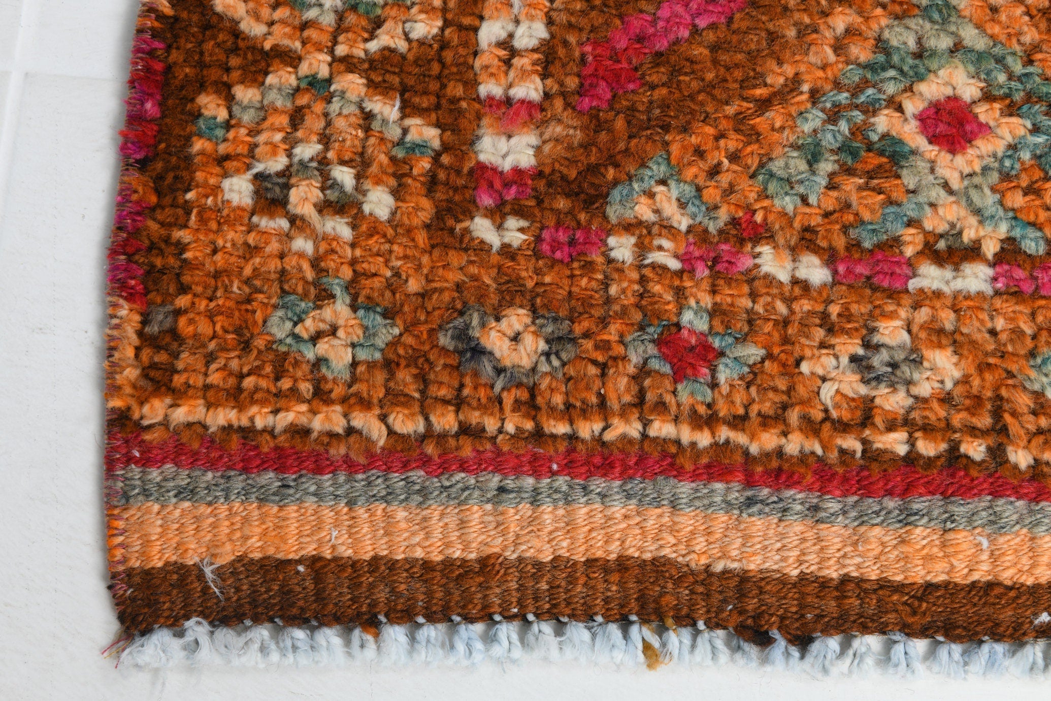Turkish Vintage Herki Rug 2’7’ x 10’10’
