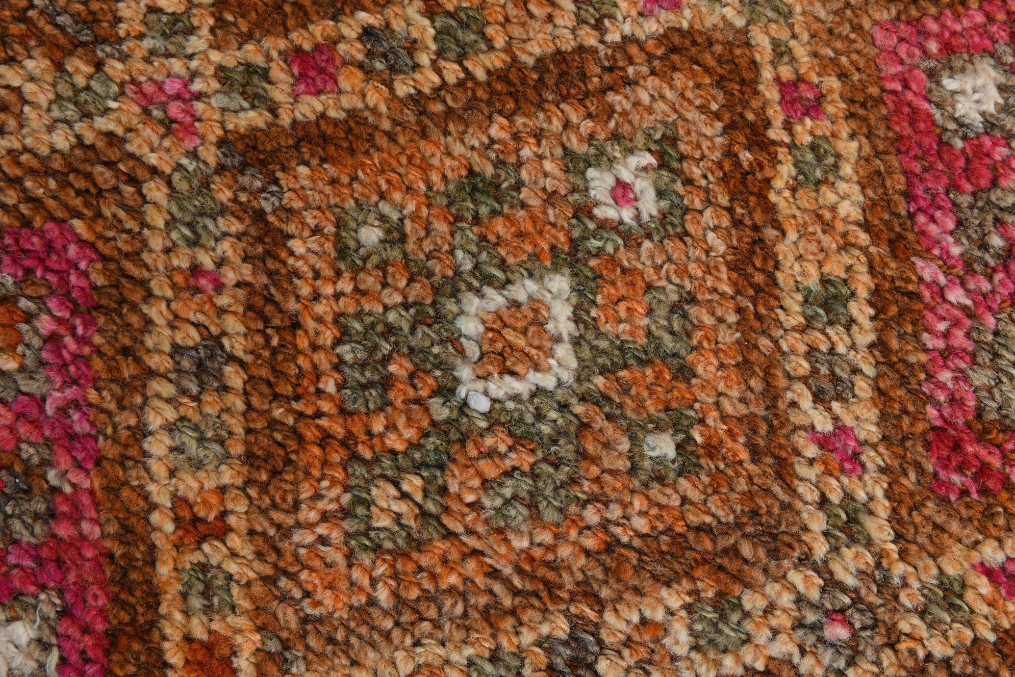 Turkish Vintage Herki Rug 2’7’ x 10’10’