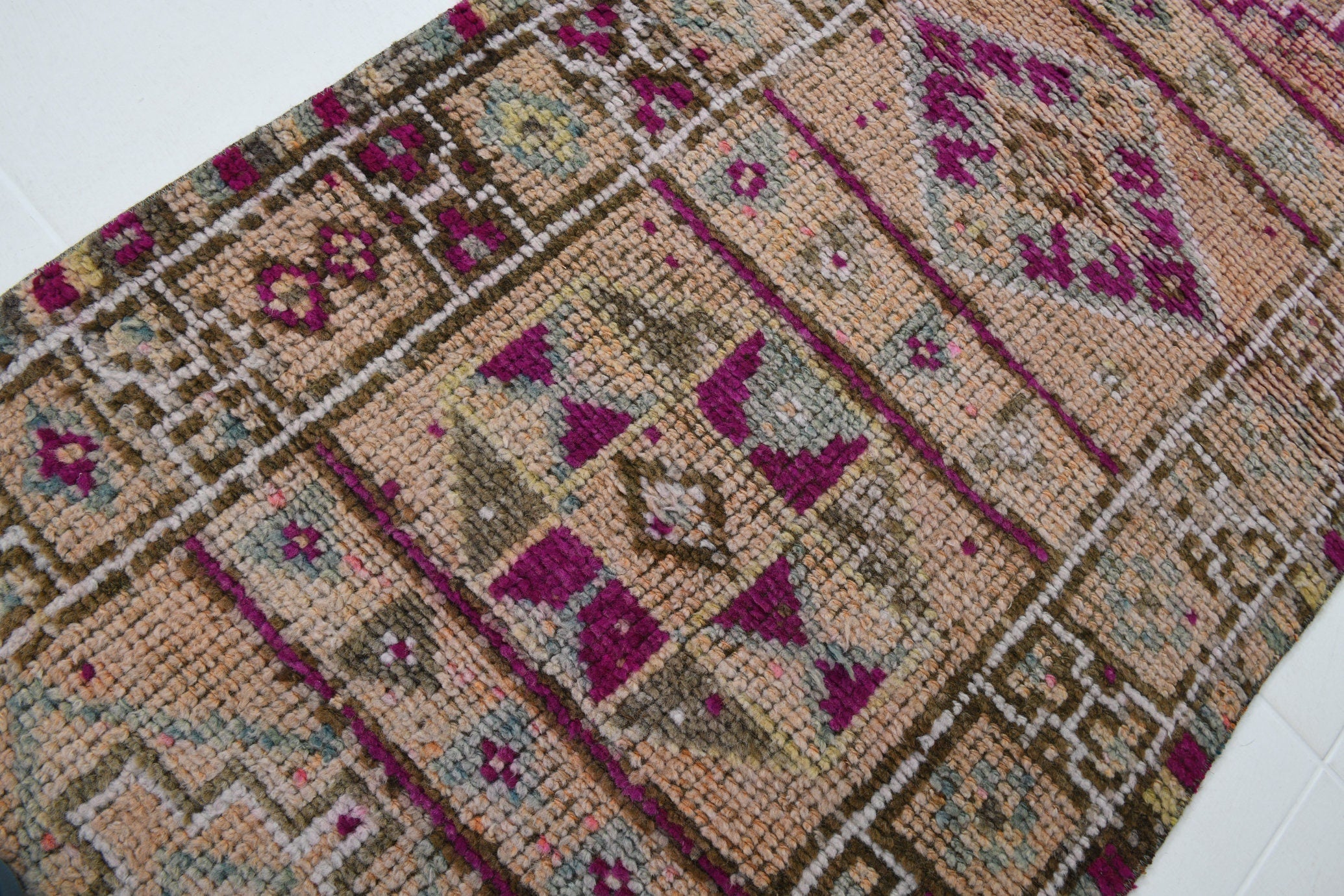 Turkish Vintage Herki Rug 2’7’’ x 11’3’’