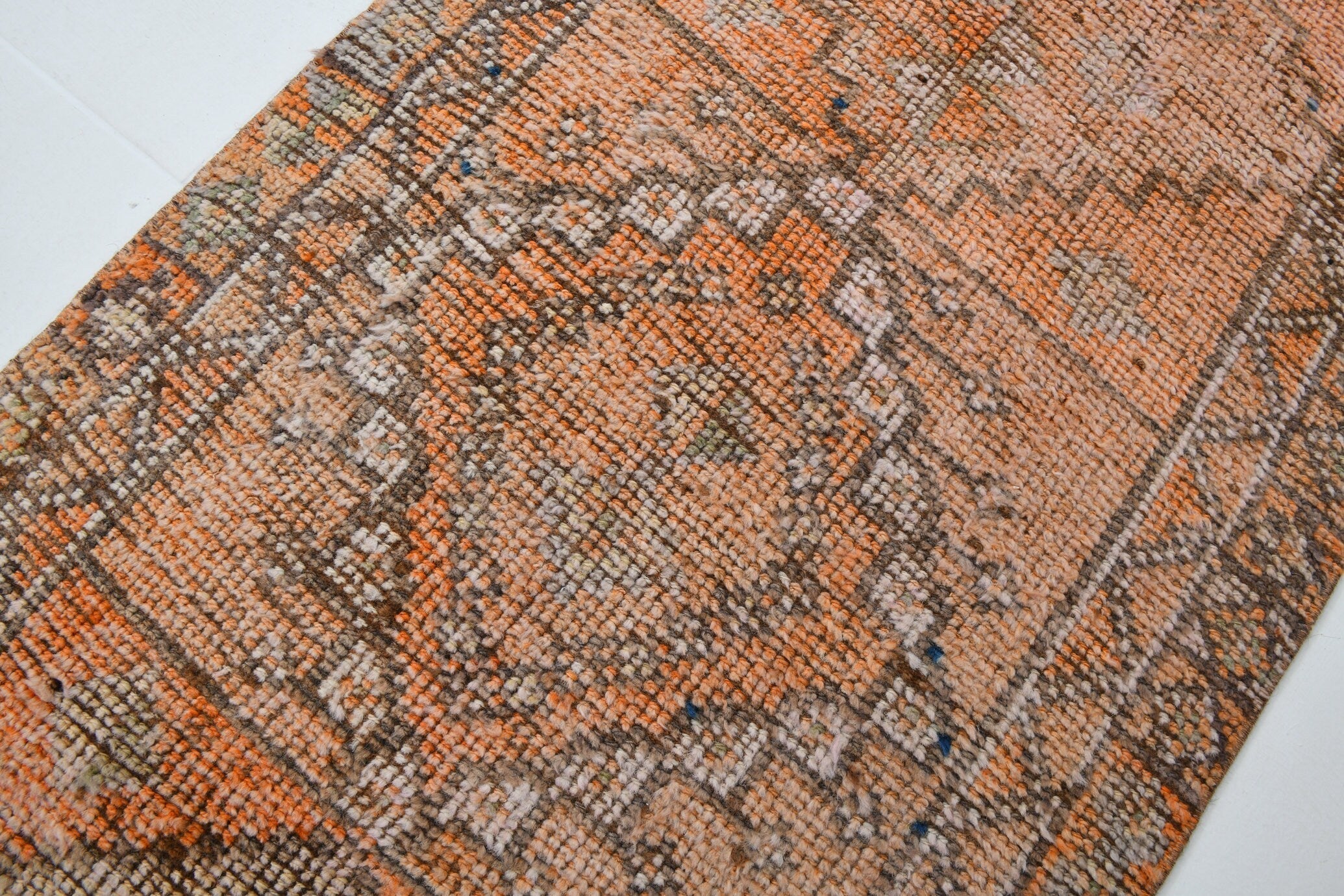 Turkish Vintage Herki Rug 2’7’’ x 11’7’’