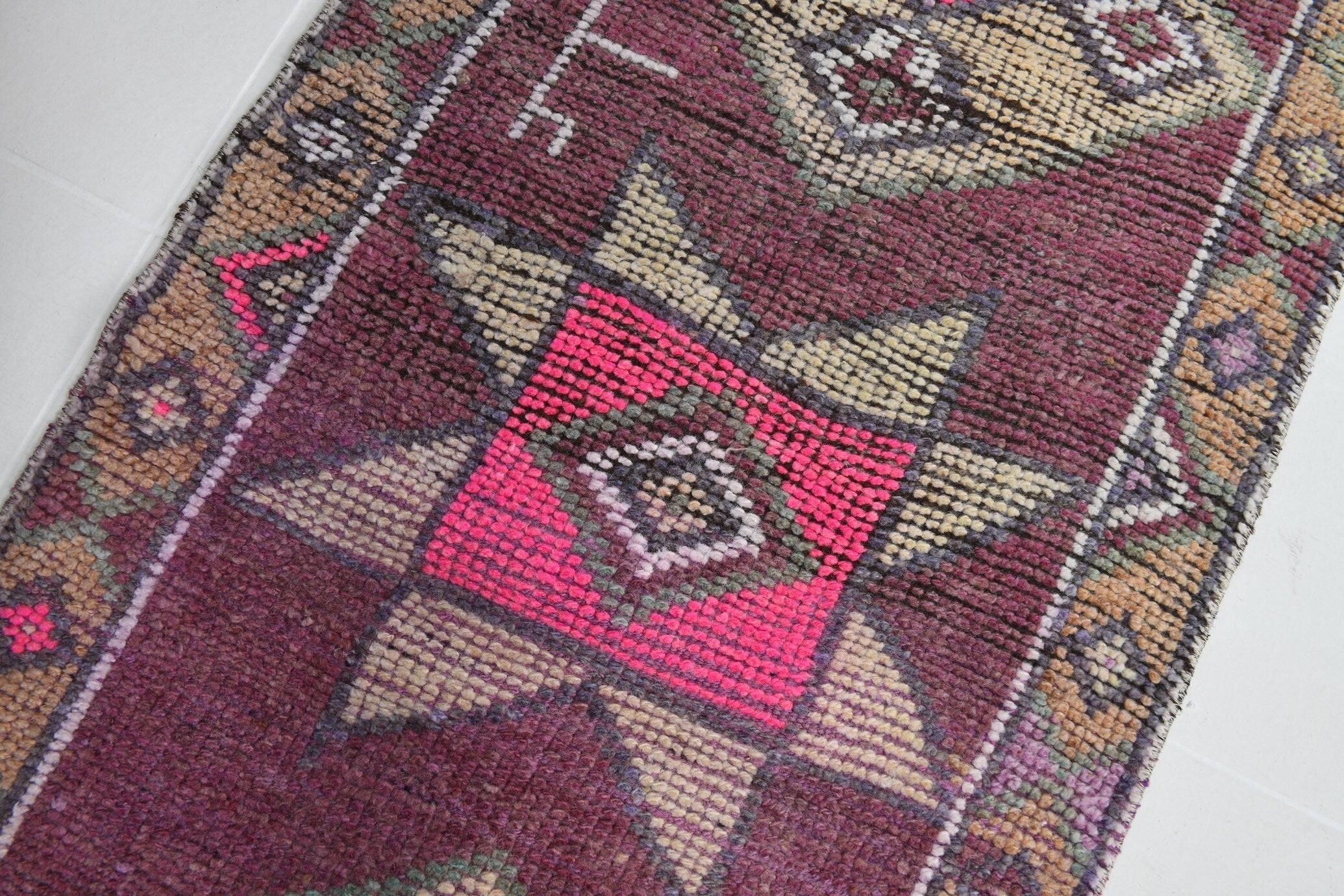 Turkish Vintage Herki Rug 2’7’ x 12’5’