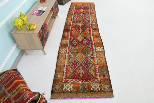Turkish Vintage Herki Rug 2’8’ x 10’2’
