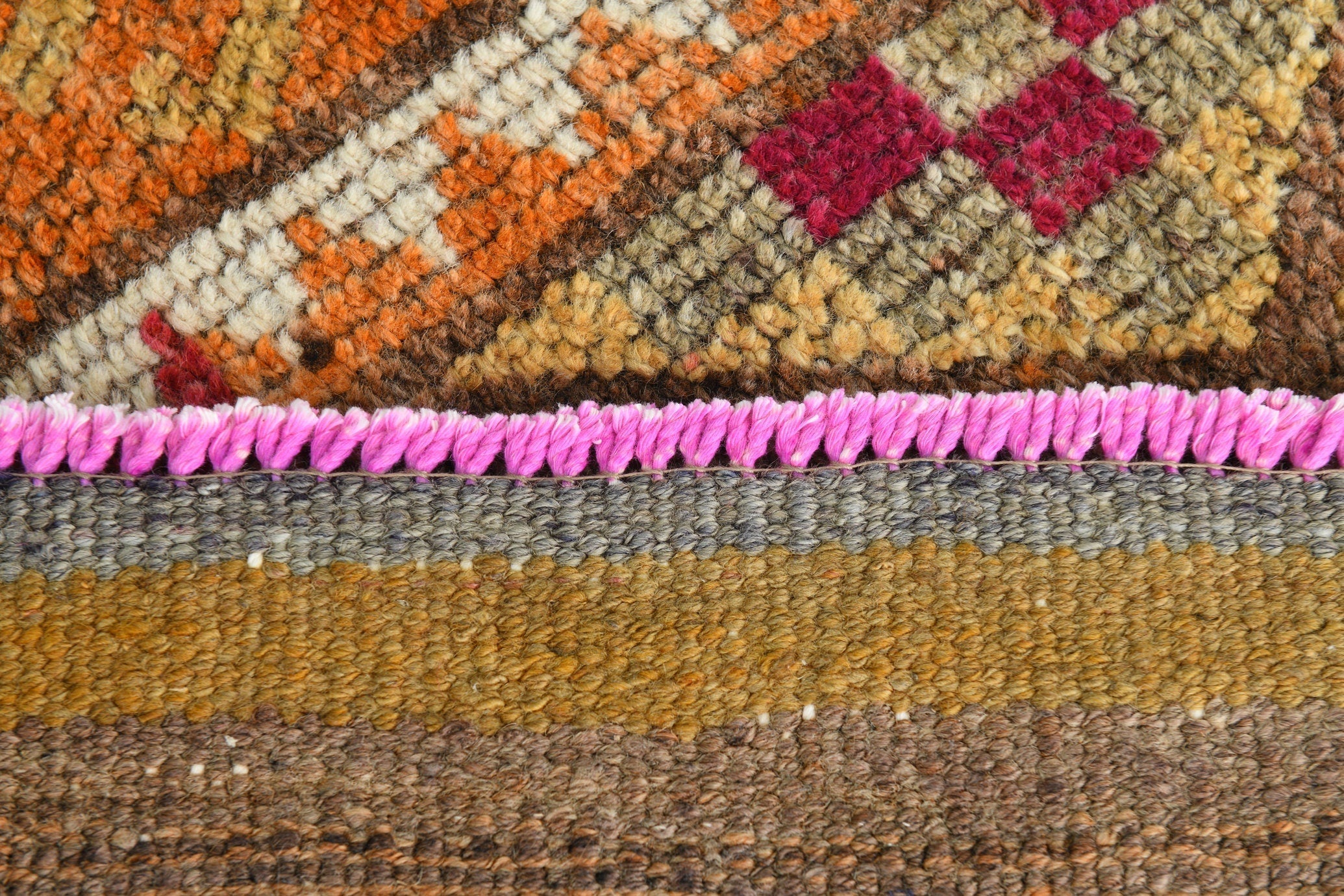 Turkish Vintage Herki Rug 2’8’ x 10’2’