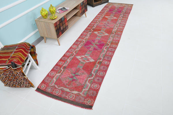 Turkish Vintage Herki Rug 2’8’’ x 11’9’’