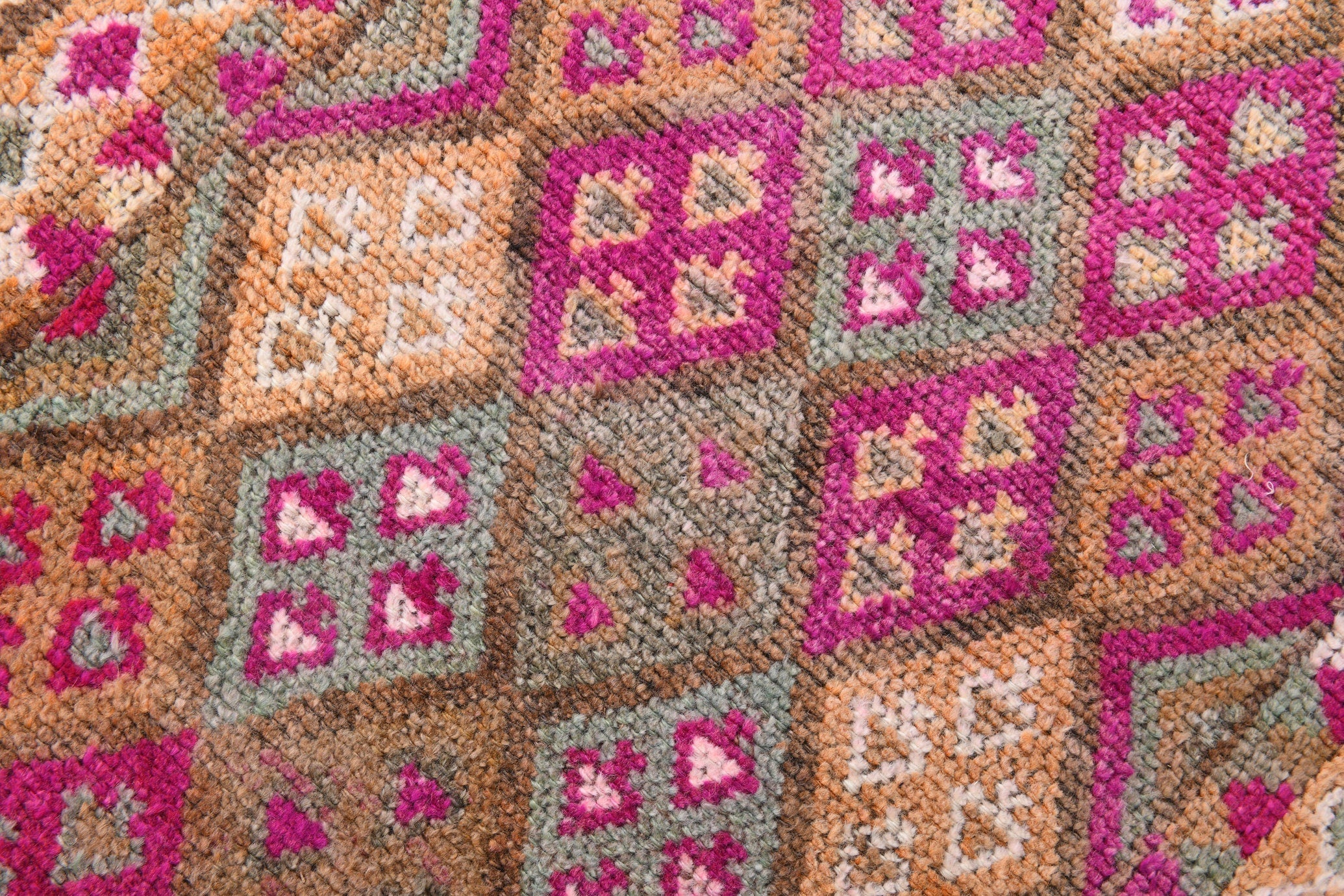 Turkish Vintage Herki Rug 2’9’’ x 10’5’’