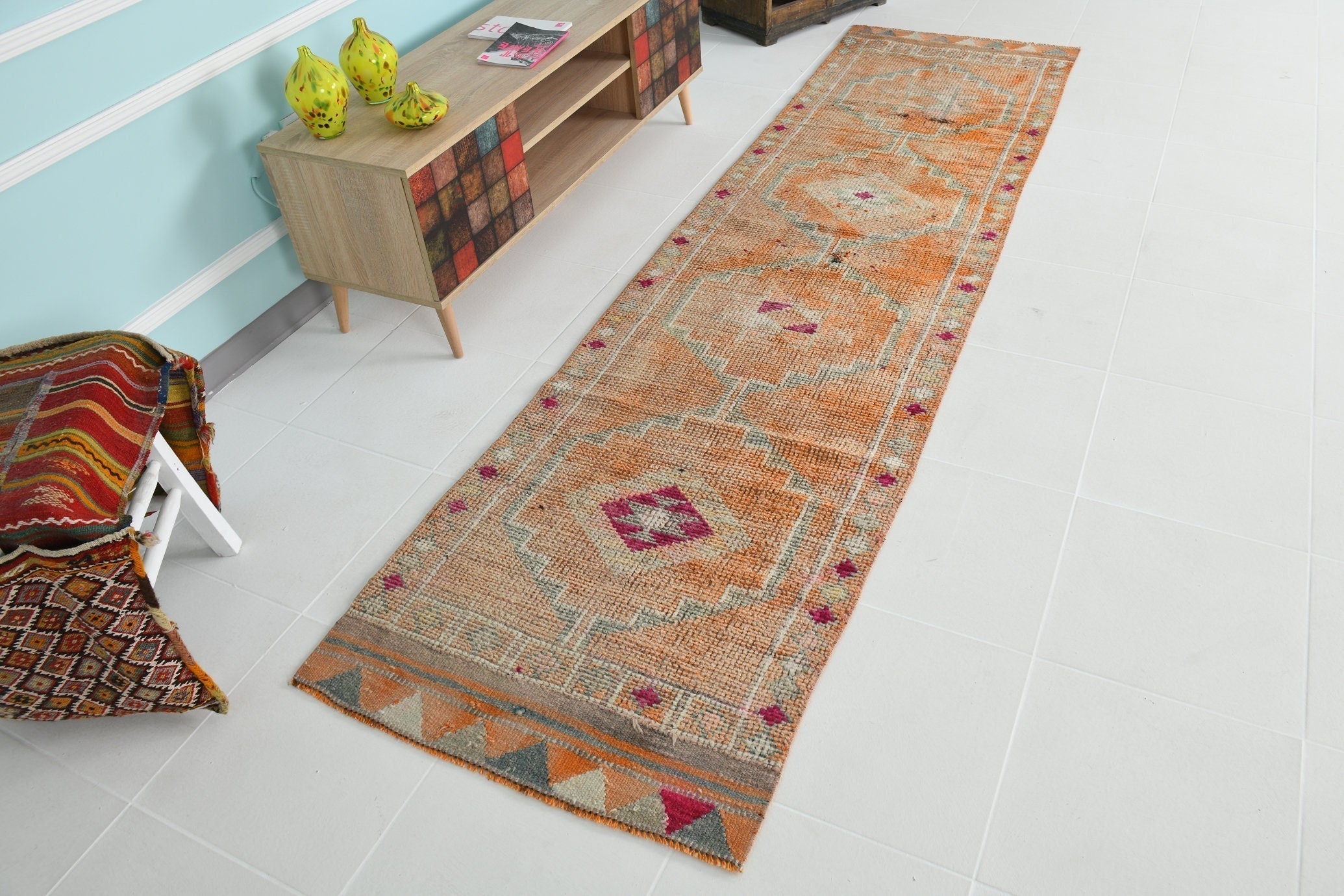 Turkish Vintage Herki Rug 2’9’ x 10’5’