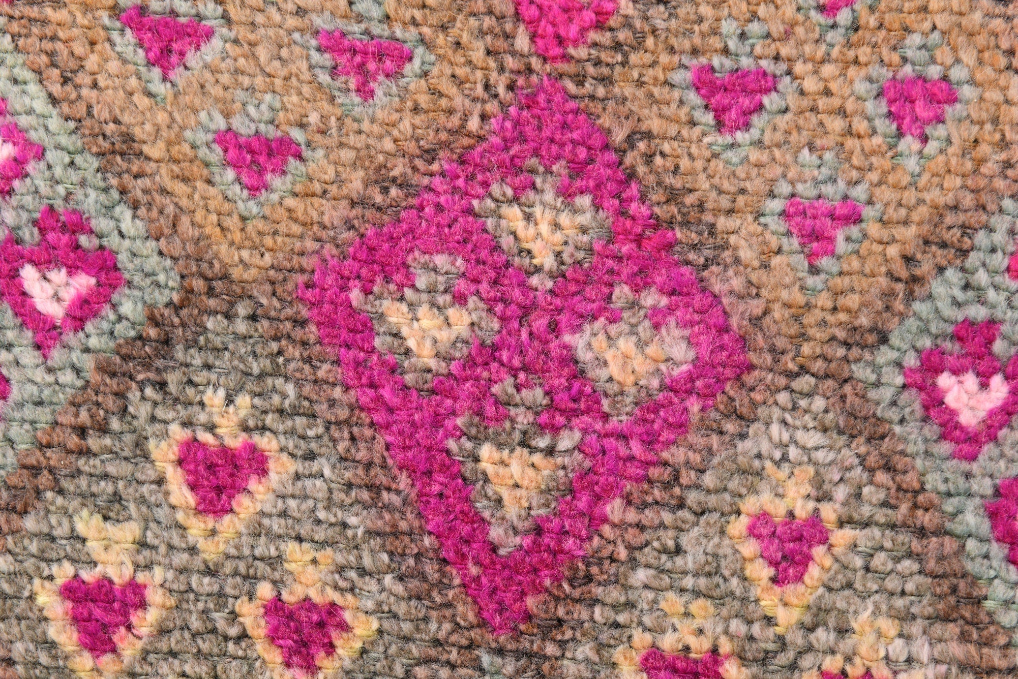 Turkish Vintage Herki Rug 2’9’’ x 10’5’’