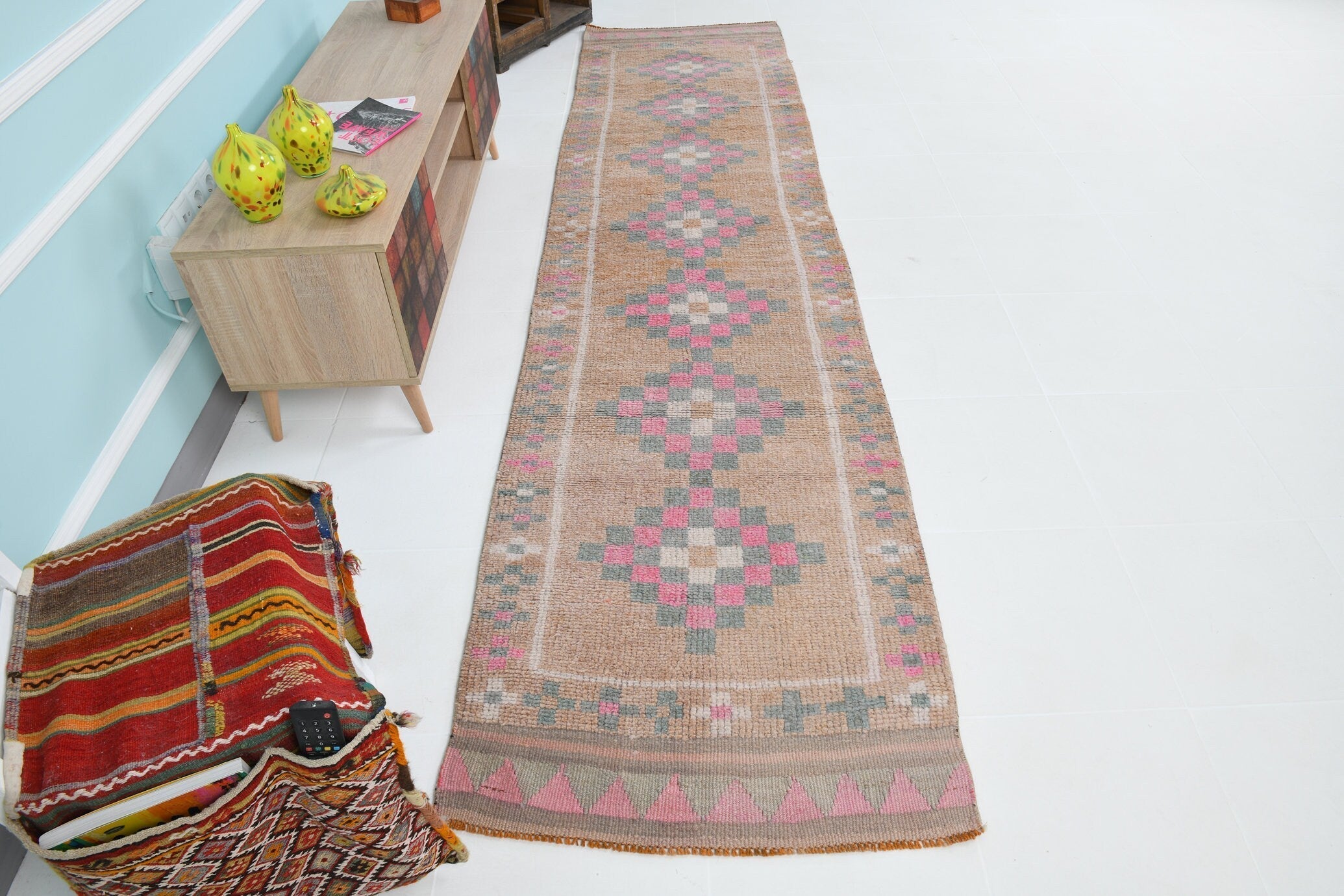 Turkish Vintage Herki Rug 2’9’ x 11’5’