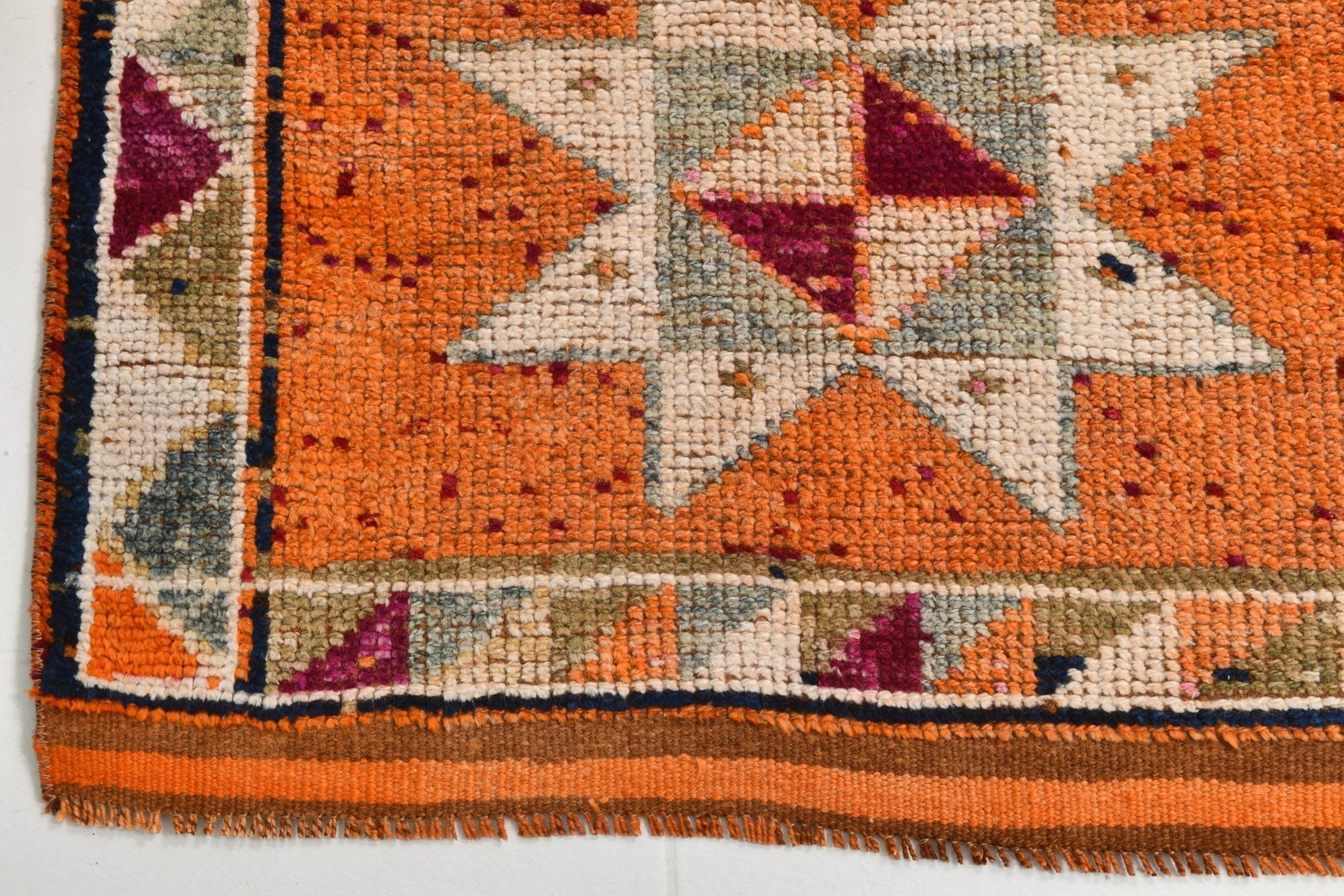 Turkish Vintage Herki Rug 2’9’ x 12’12’