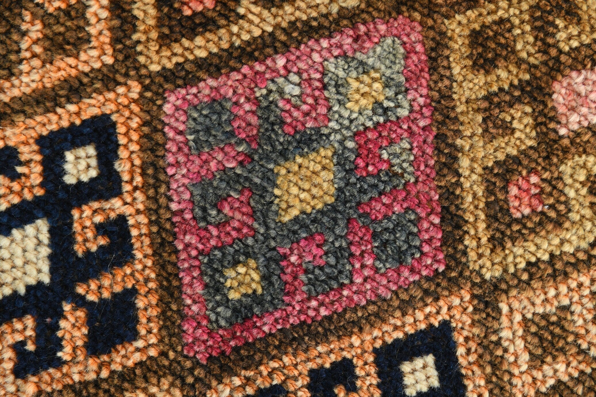 Turkish Vintage Herki Rug 2’9’ x 13’7’