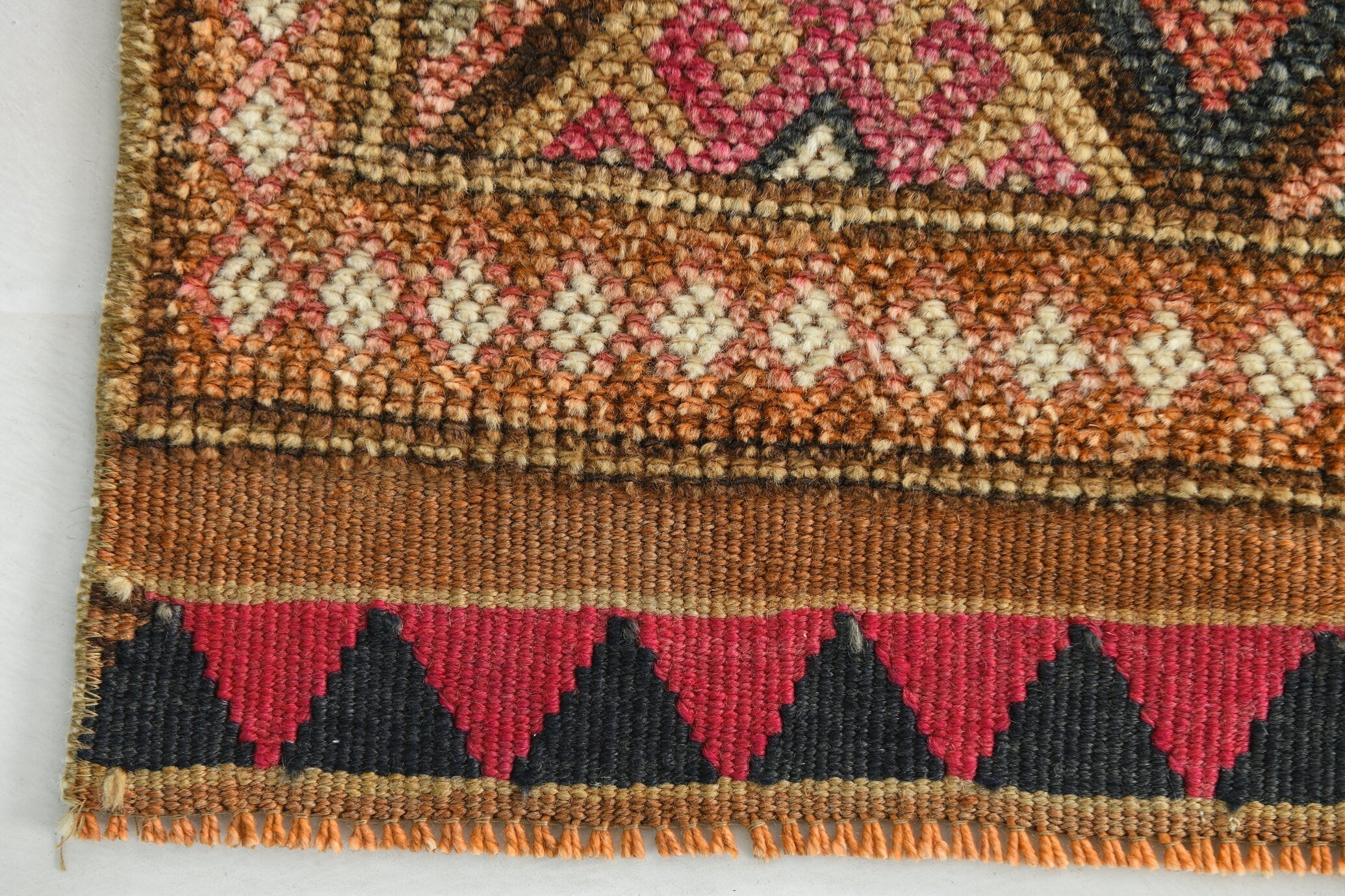 Turkish Vintage Herki Rug 2’9’ x 13’7’