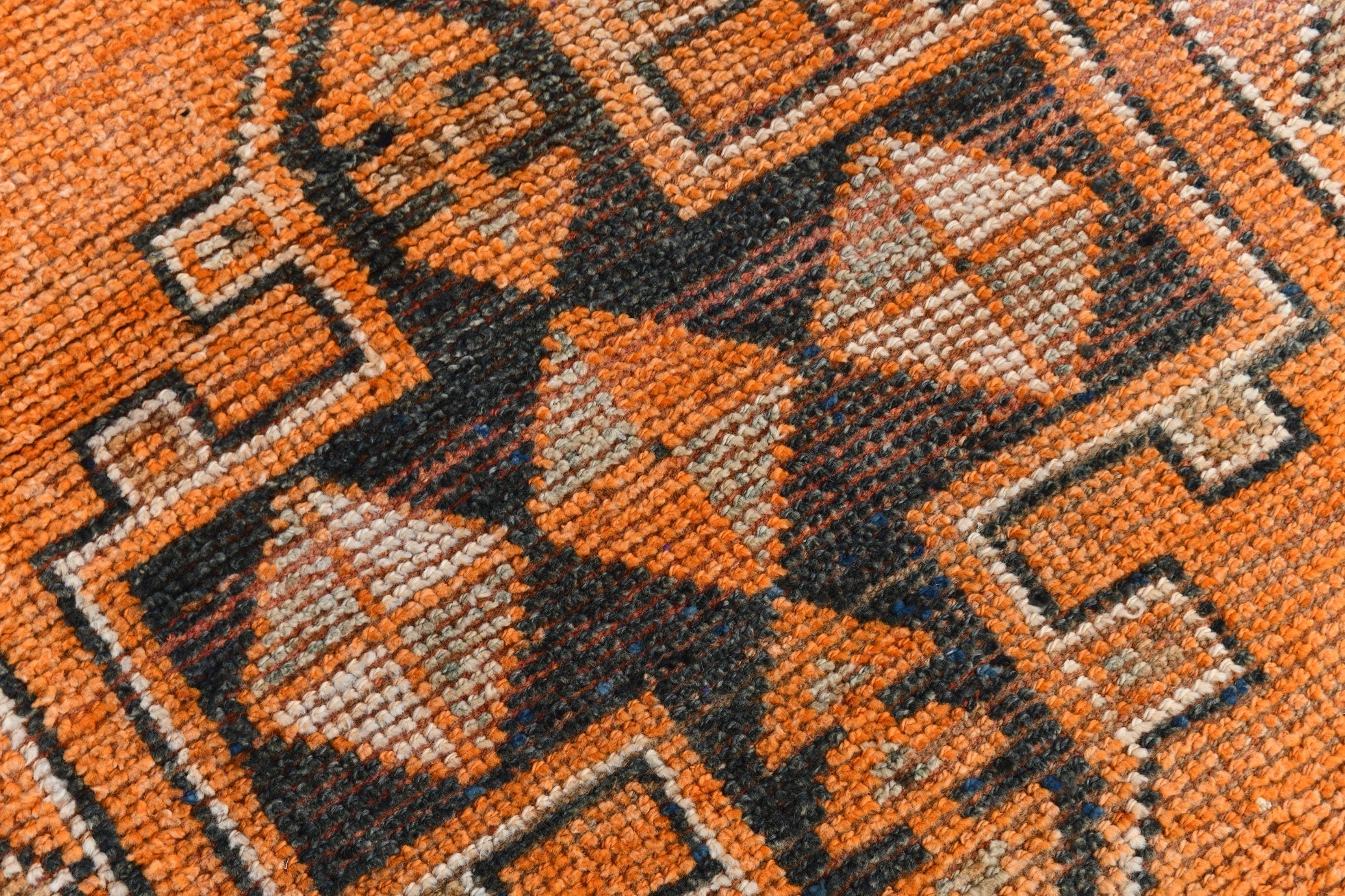 Turkish Vintage Herki Rug 3’0’’ x 11’0’’