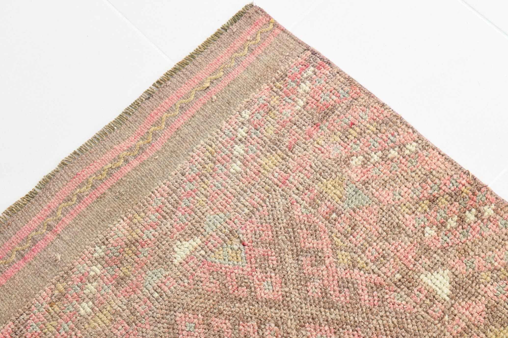 Turkish Vintage Herki Rug 3’0’ x 13’3’
