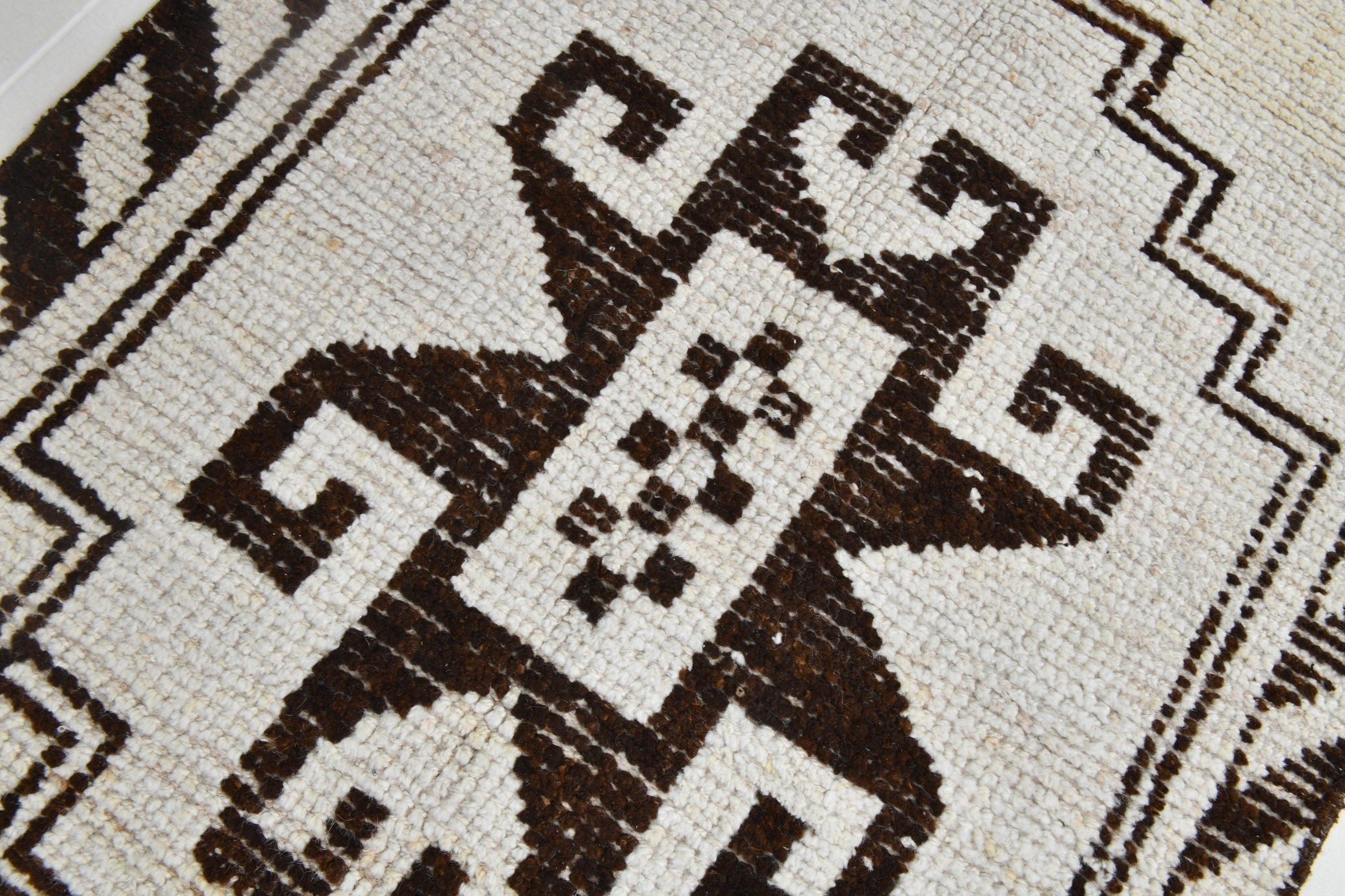 Turkish Vintage Herki Rug 3’1’’ x 10’2’’