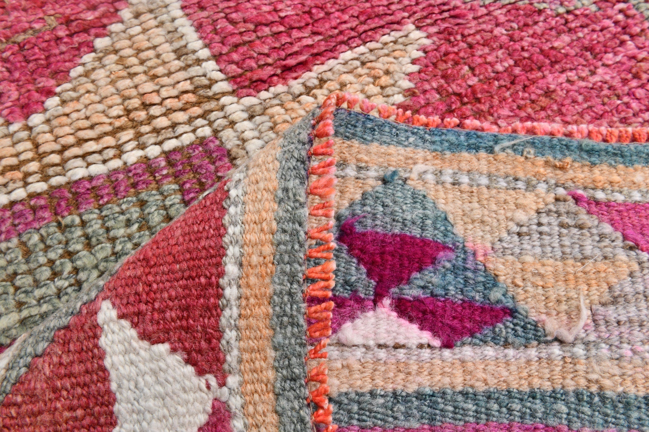 Turkish Vintage Herki Rug 3’2’’ x 10’11’’