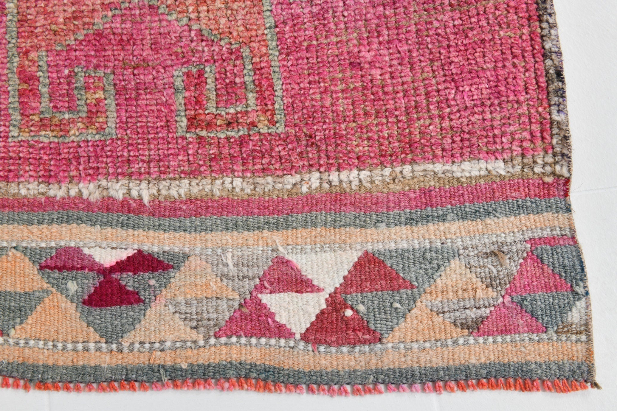 Turkish Vintage Herki Rug 3’2’’ x 10’11’’