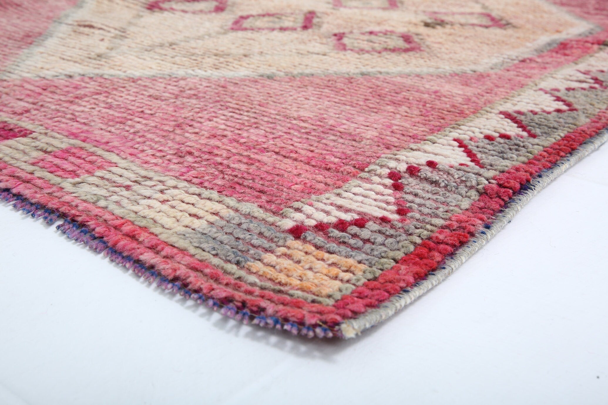 Turkish Vintage Herki Rug 3’2’ x 10’4’