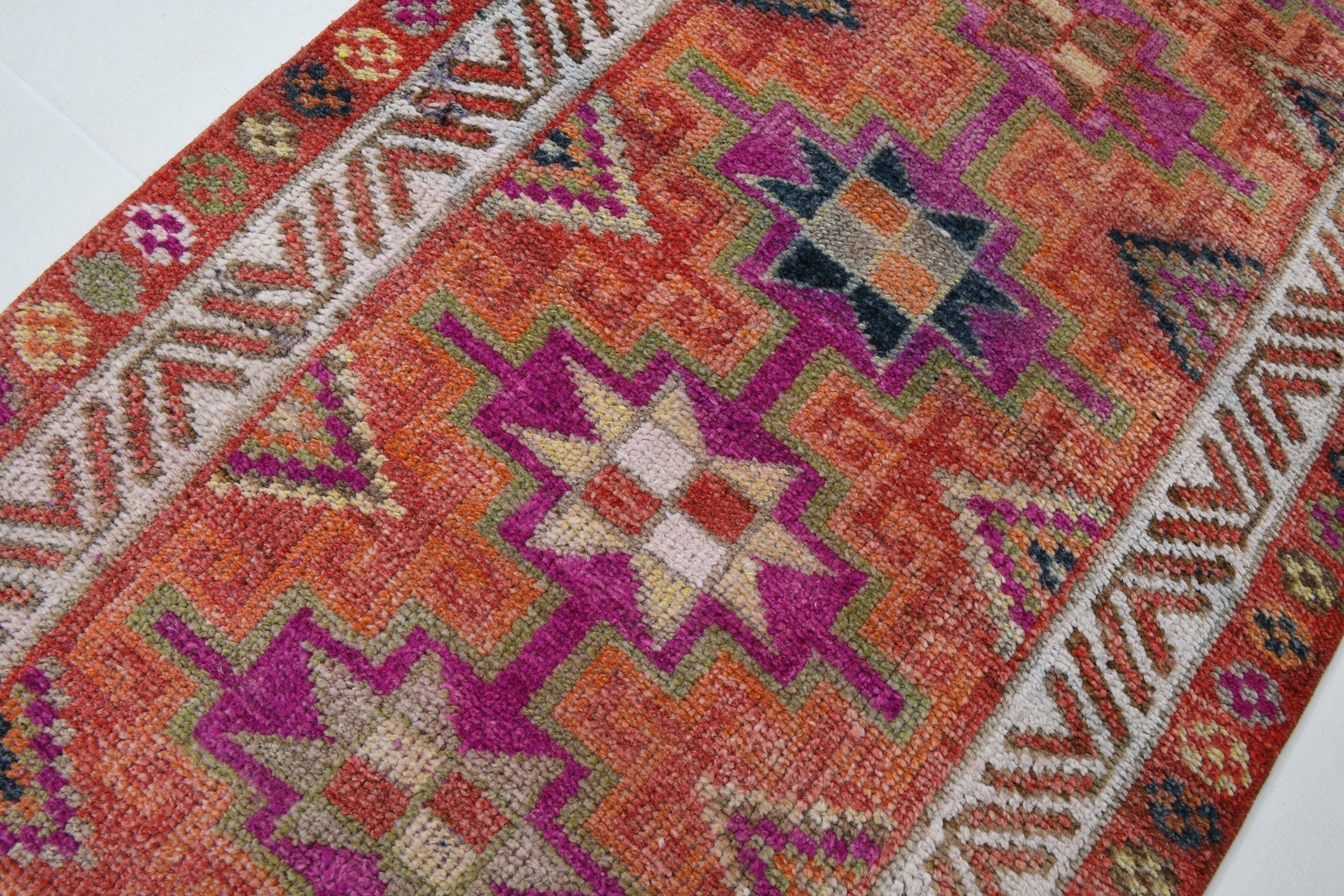 Turkish Vintage Herki Rug 8’10’ x 2’10’