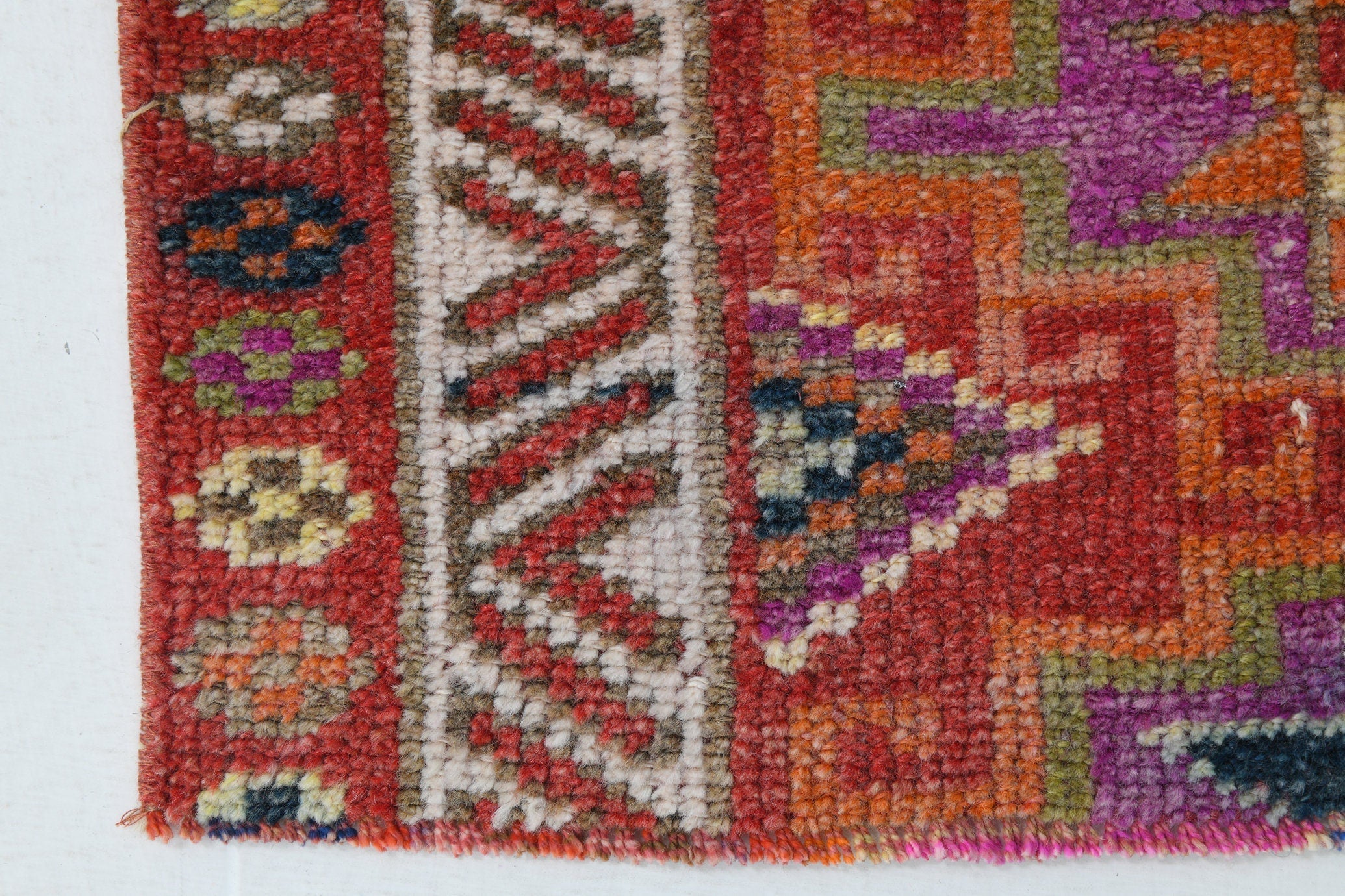 Turkish Vintage Herki Rug 8’10’ x 2’10’