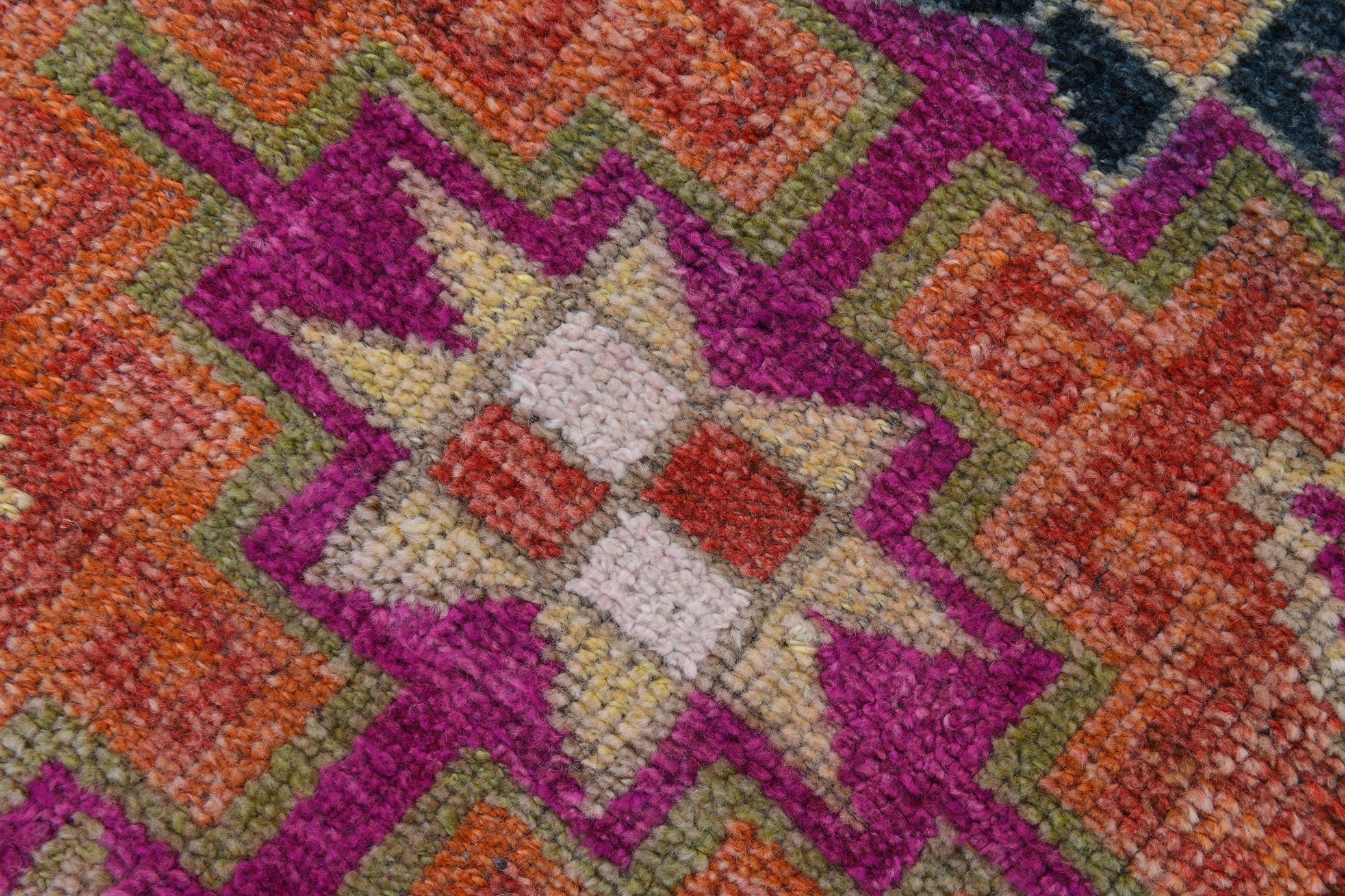 Turkish Vintage Herki Rug 8’10’ x 2’10’