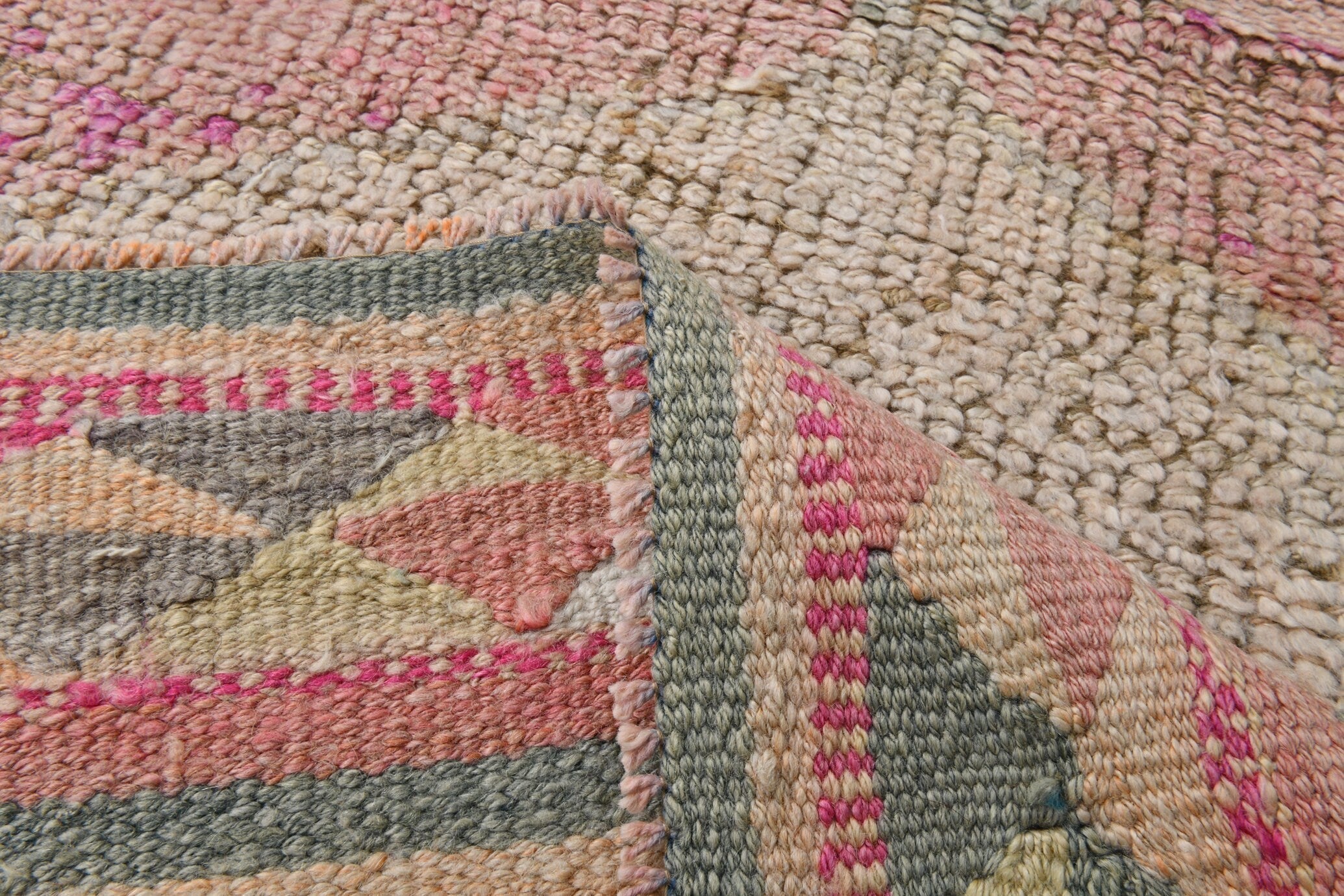 Turkish Vintage Herki Rug 9’3’ x 2’11’