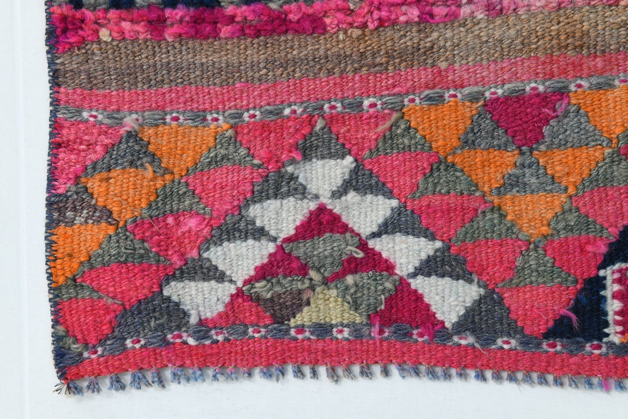 Turkish Vintage Herki Rug 9’6’ x 2’8’