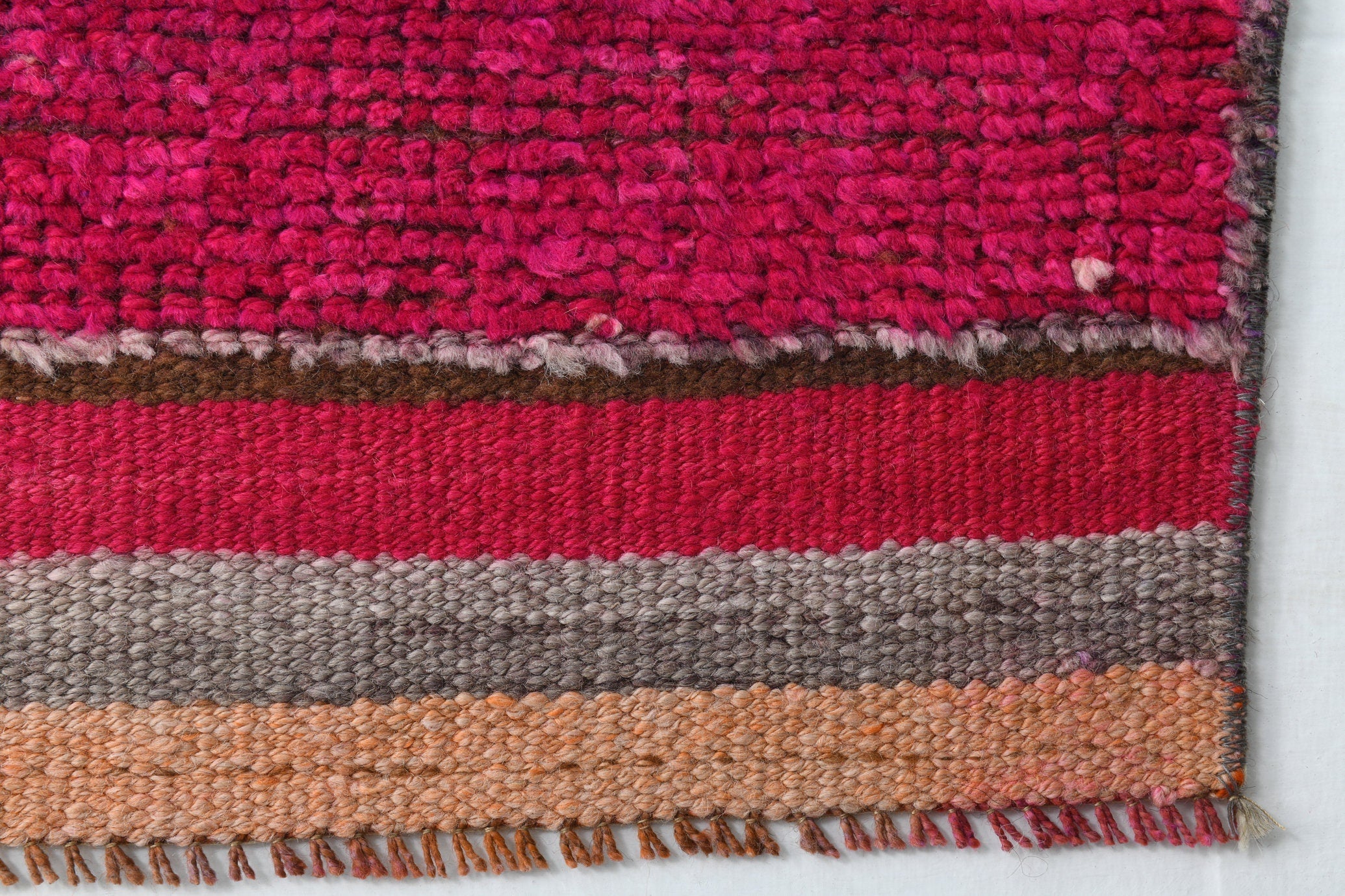 Turkish Vintage Herki Rug 9’6’ x 3’1’
