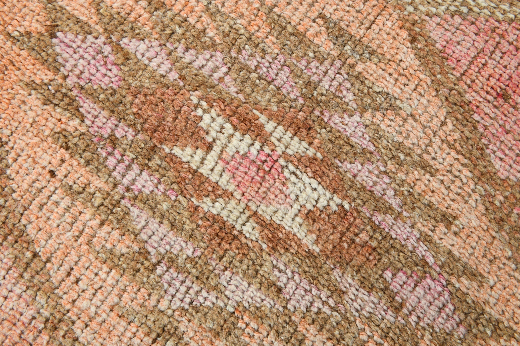 Turkish Vintage Herki Rug 9’7’ x 3’1’