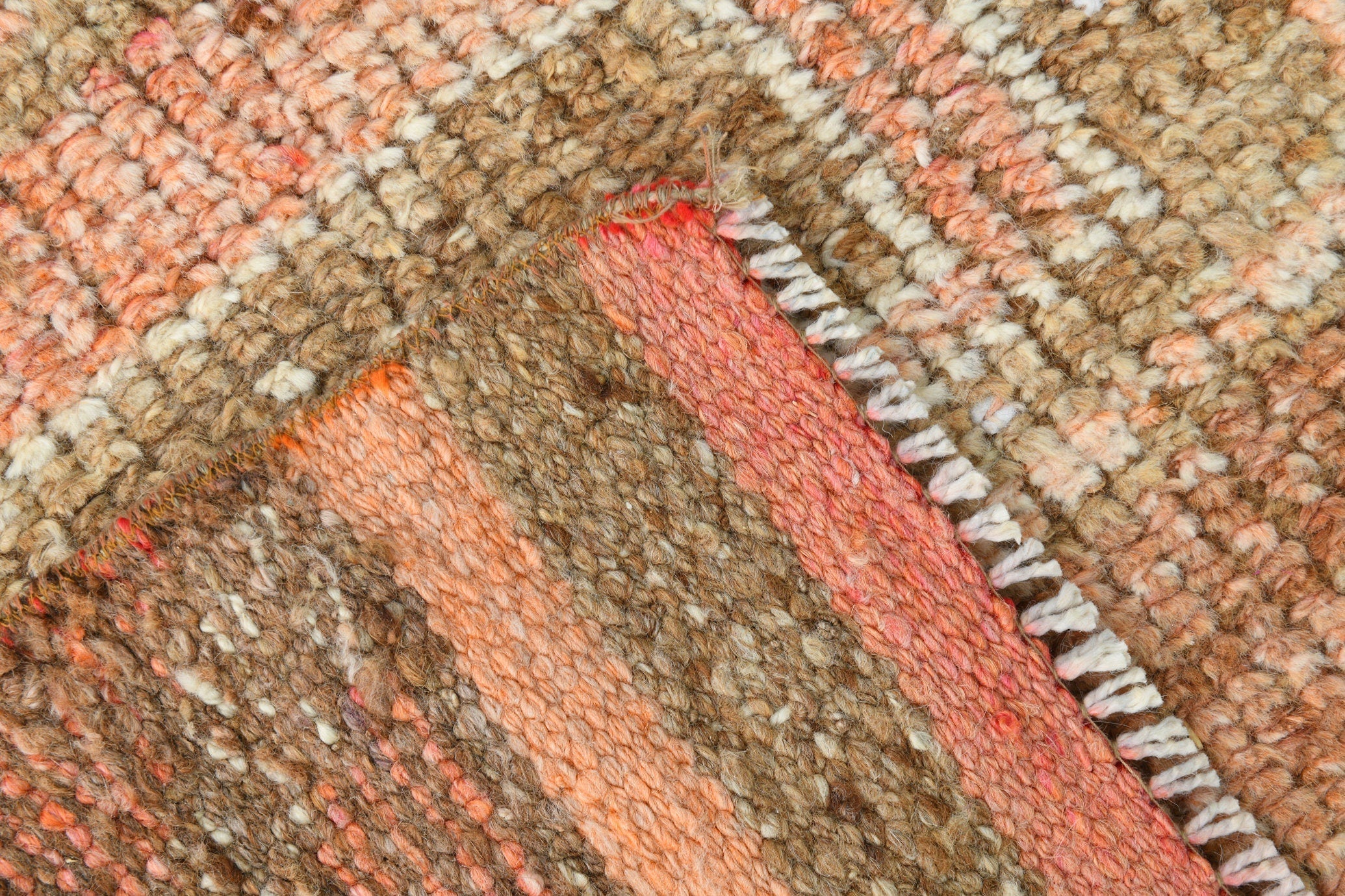 Turkish Vintage Herki Rug 9’7’ x 3’1’