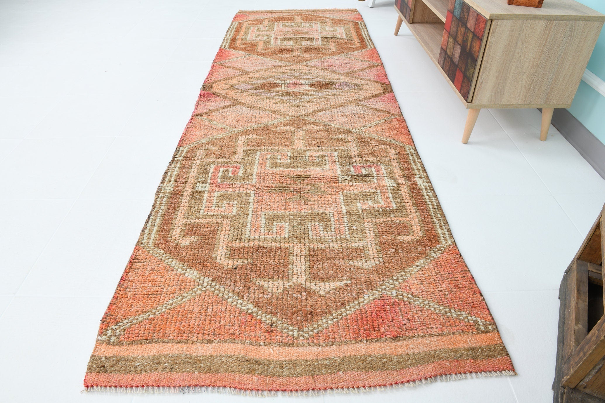 Turkish Vintage Herki Rug 9’7’ x 3’1’