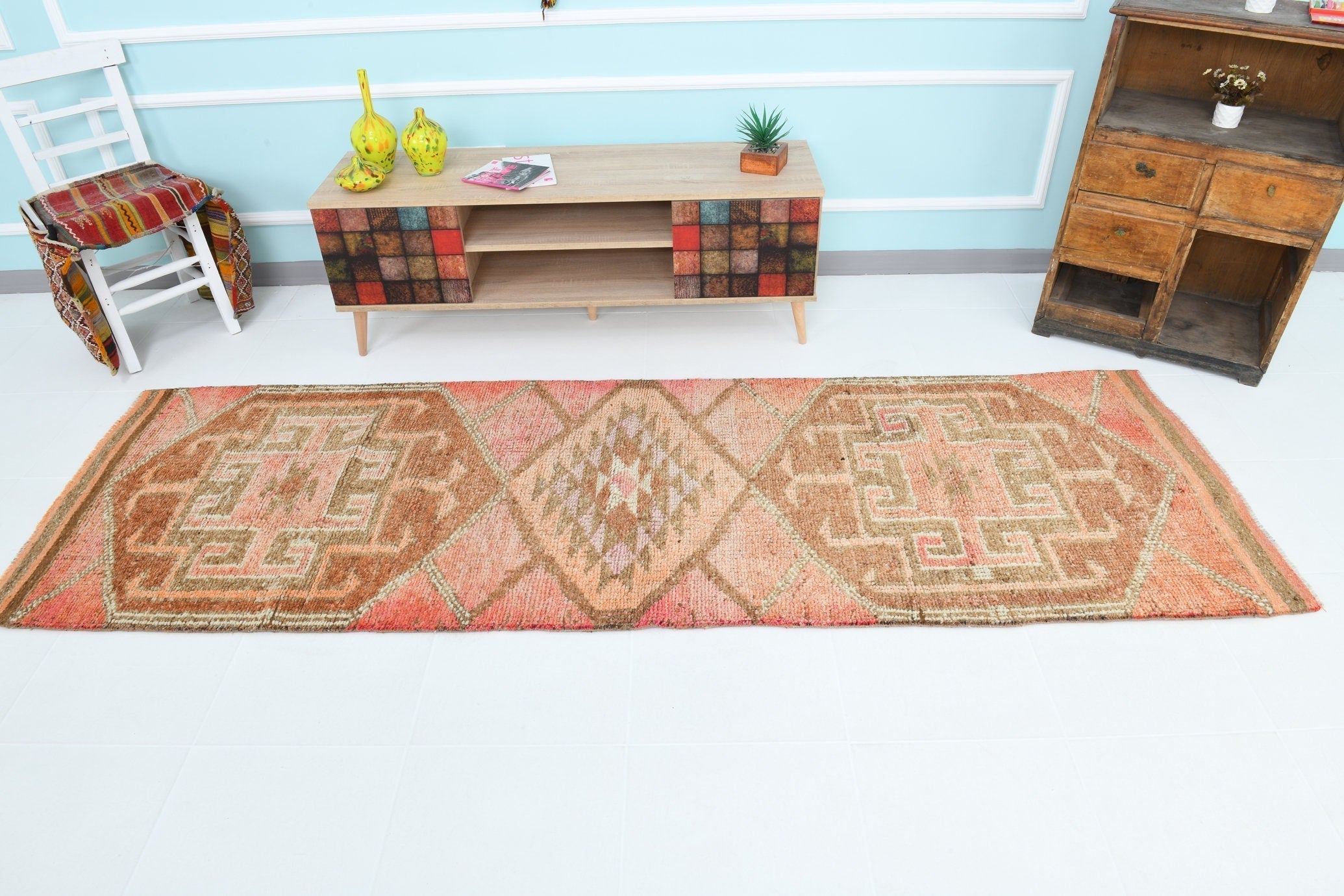 Turkish Vintage Herki Rug 9’7’ x 3’1’