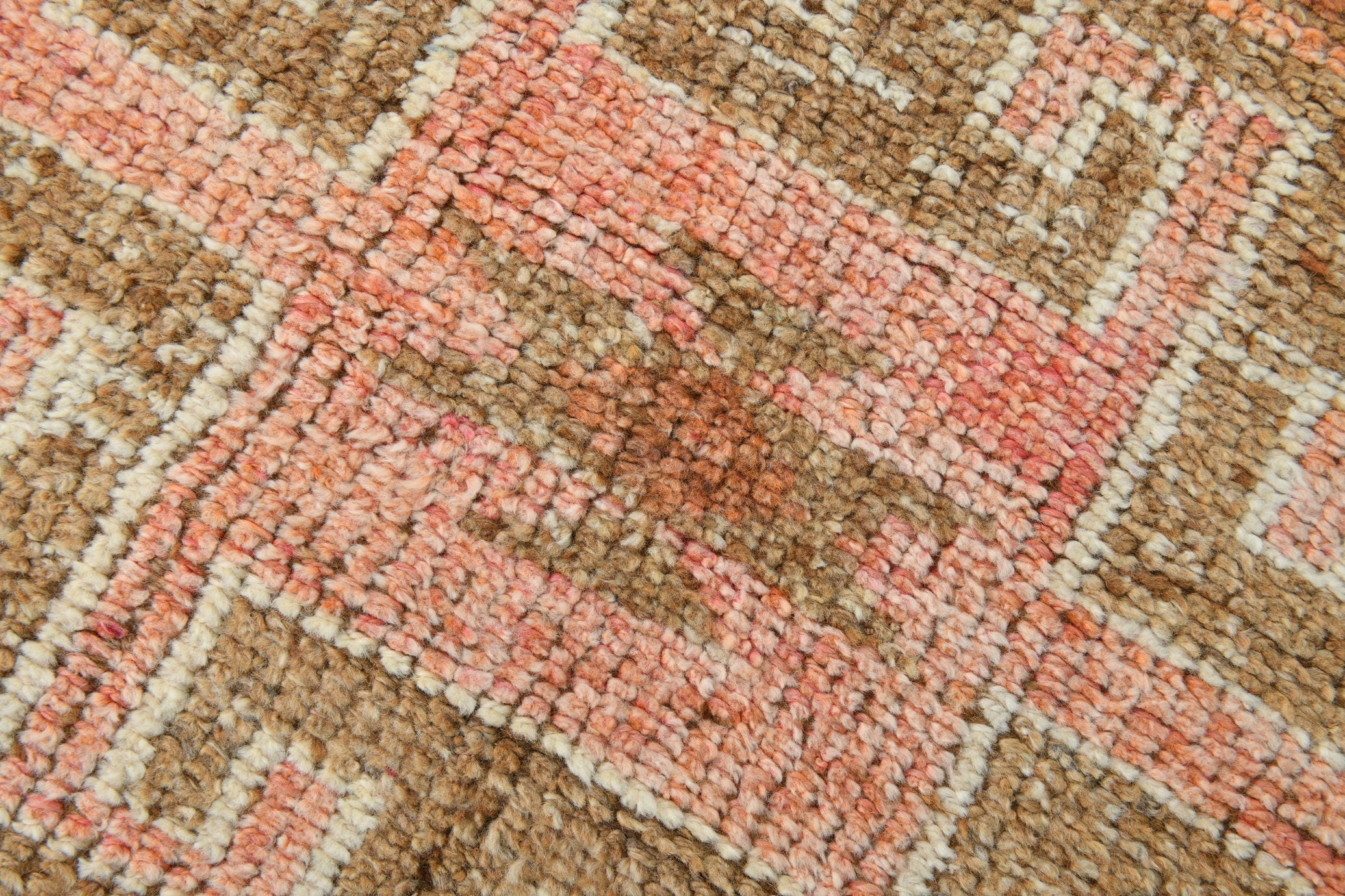 Turkish Vintage Herki Rug 9’7’ x 3’1’