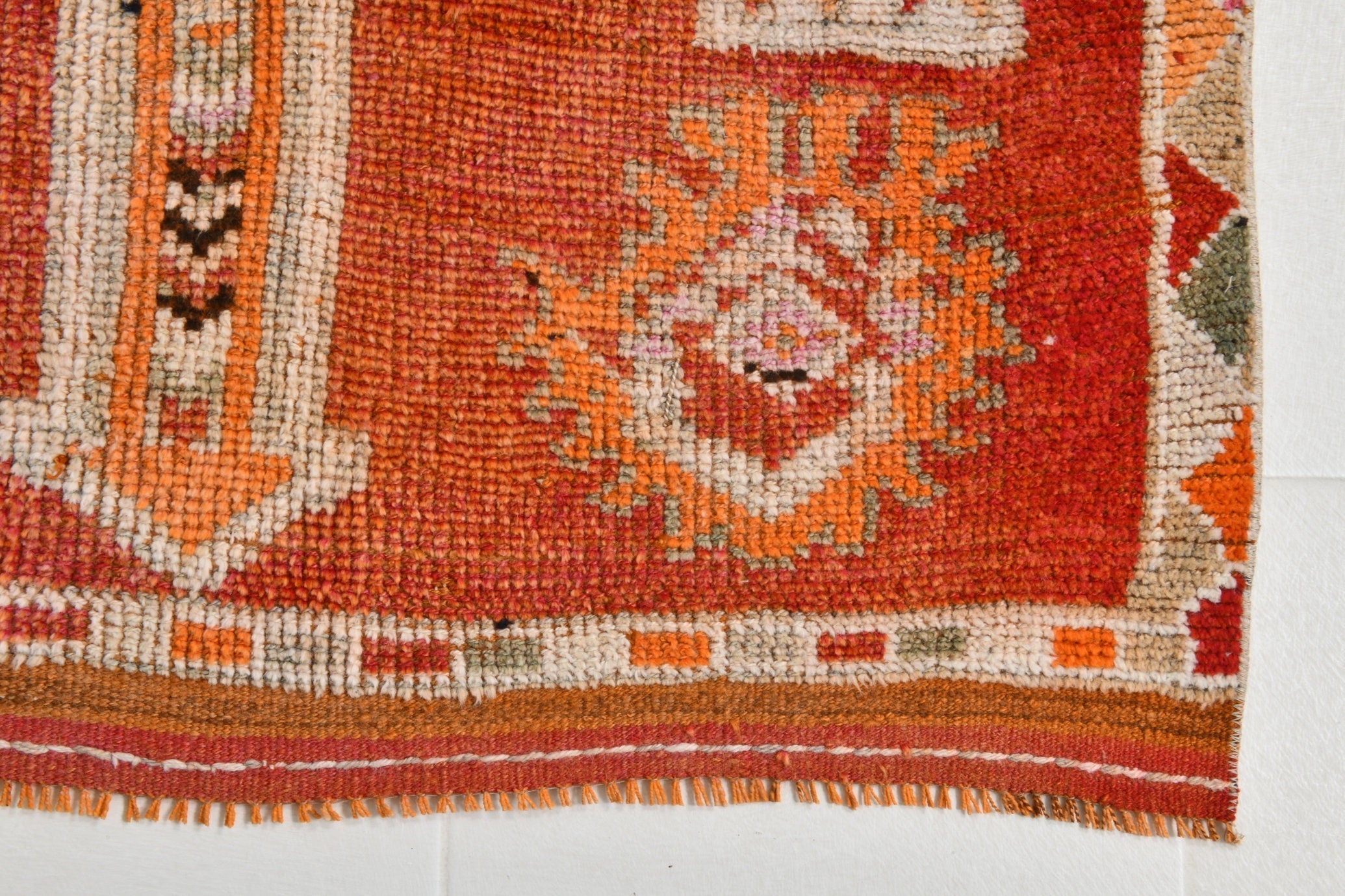 Turkish Vintage Herki Rug3’11’ x 11’4’