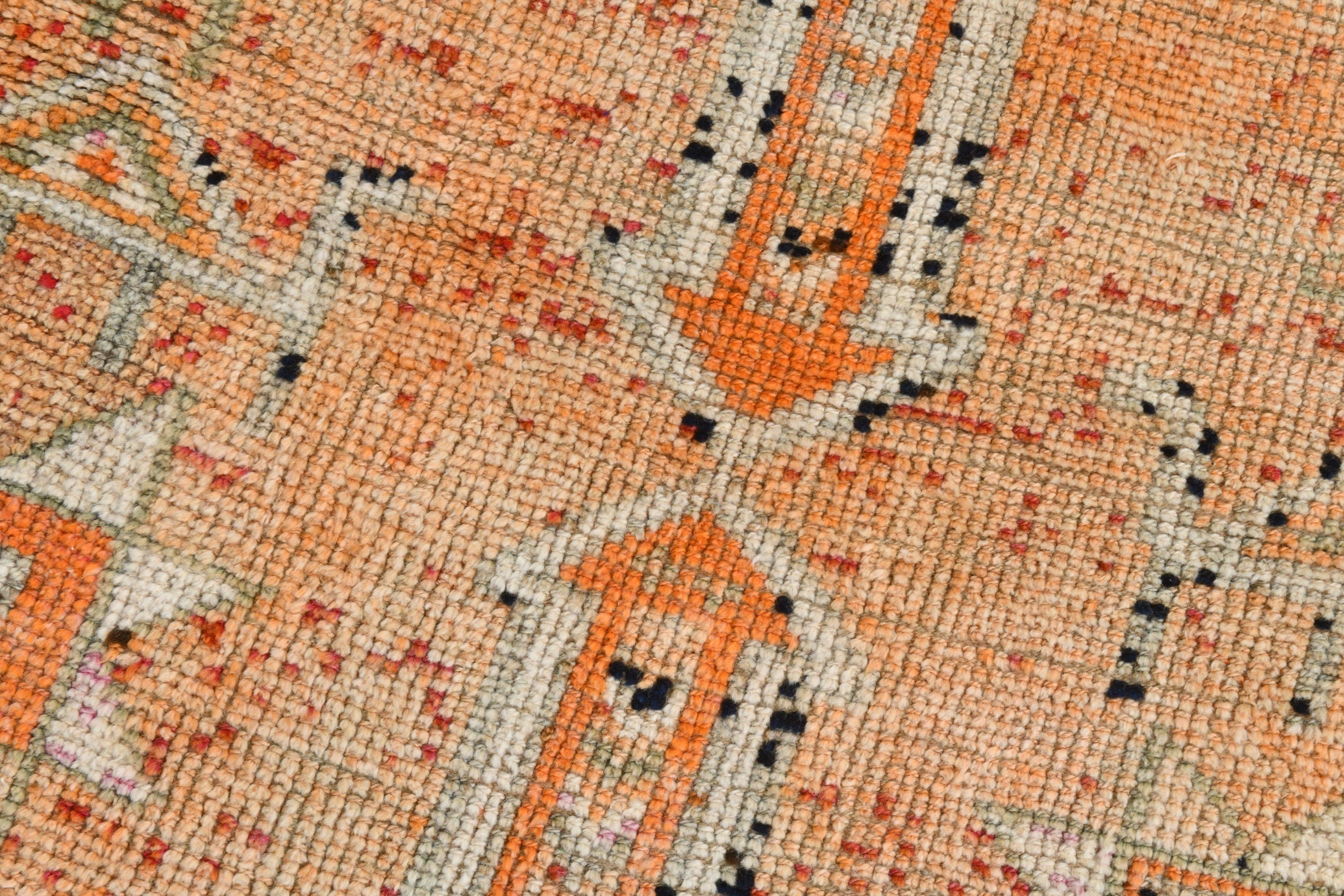 Turkish Vintage Herki Rug3’11’ x 11’4’