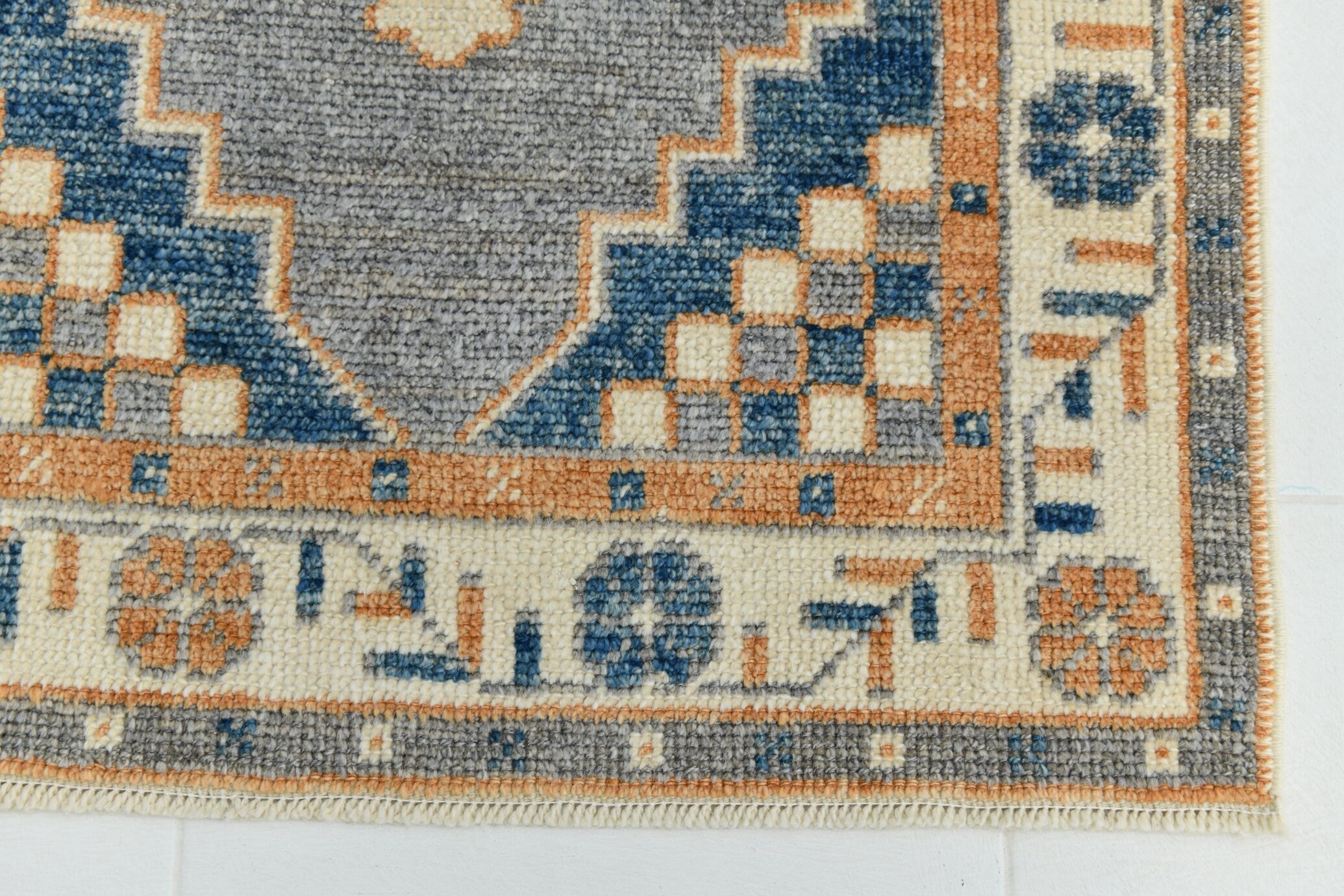 Turkish Vintage Oushak Rug 2’9’’ x 10’1’’