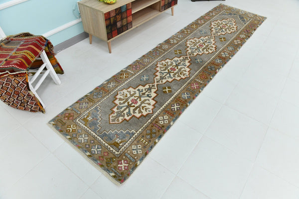 Turkish Vintage Oushak Rug 2’9’’ x 10’11’’