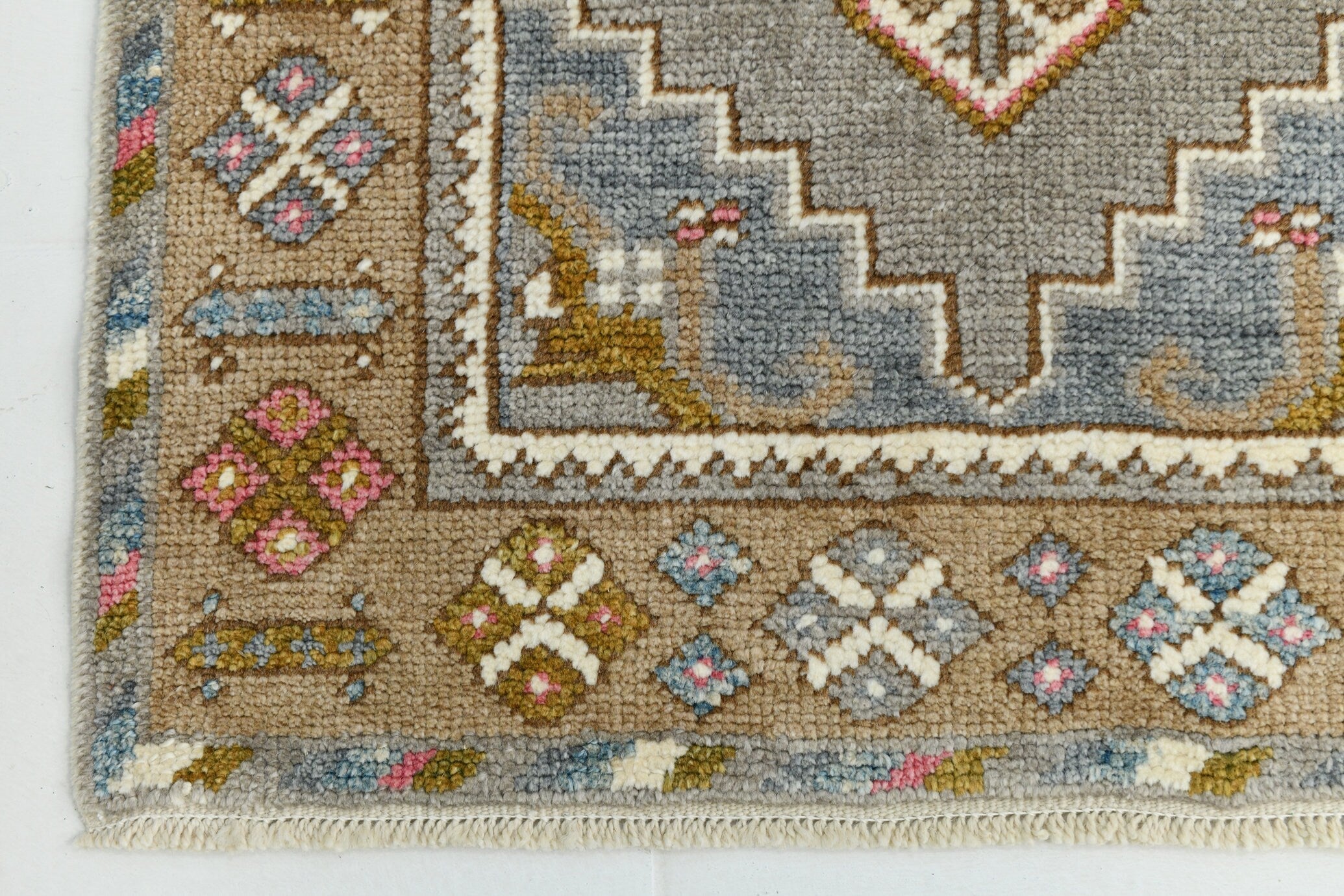 Turkish Vintage Oushak Rug 2’9’’ x 10’11’’