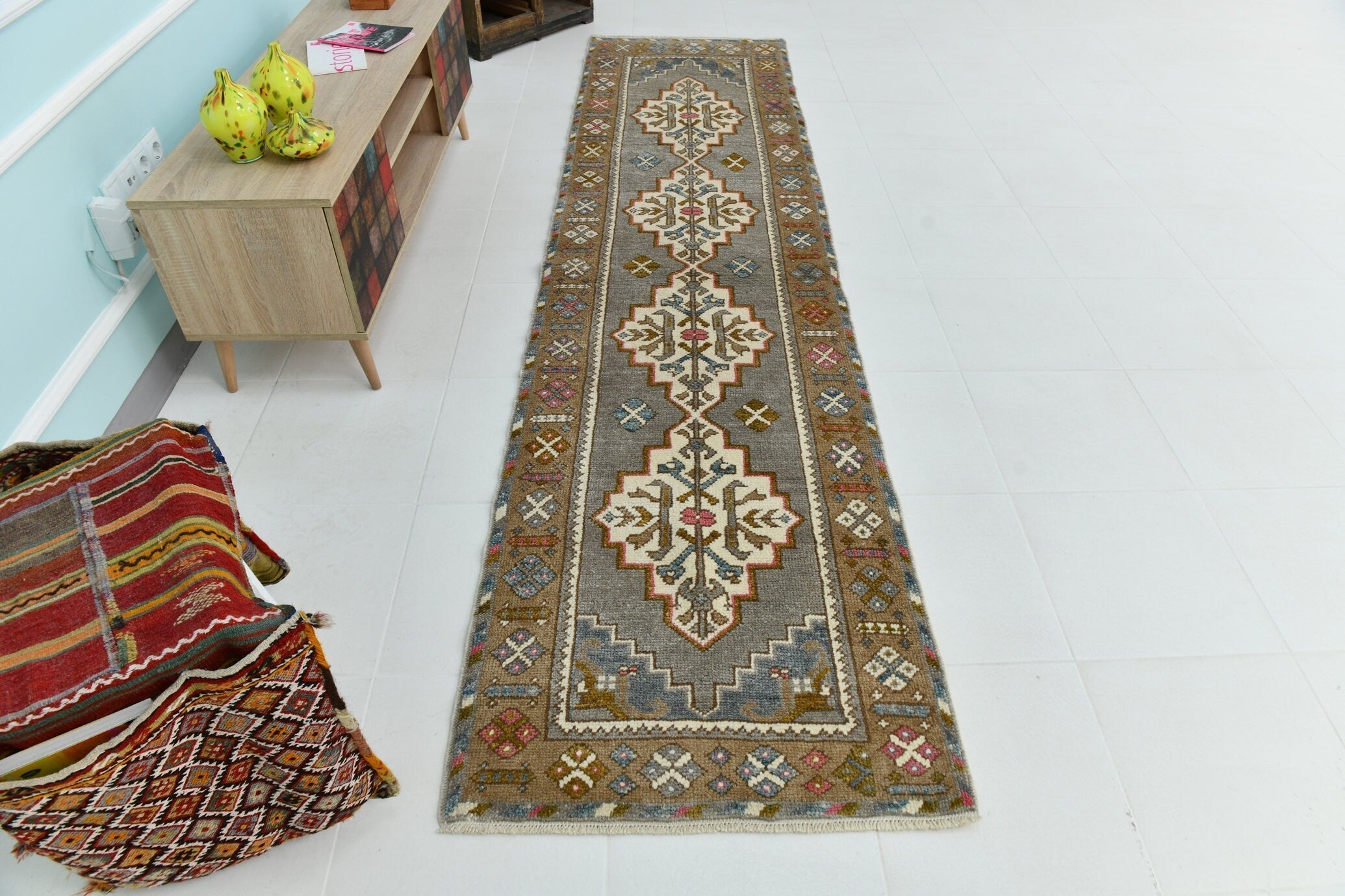 Turkish Vintage Oushak Rug 2’9’’ x 10’11’’