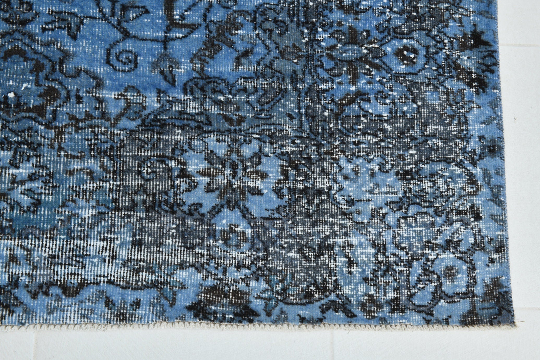 Turkish Vintage Rug 10’0’ x 5’10’