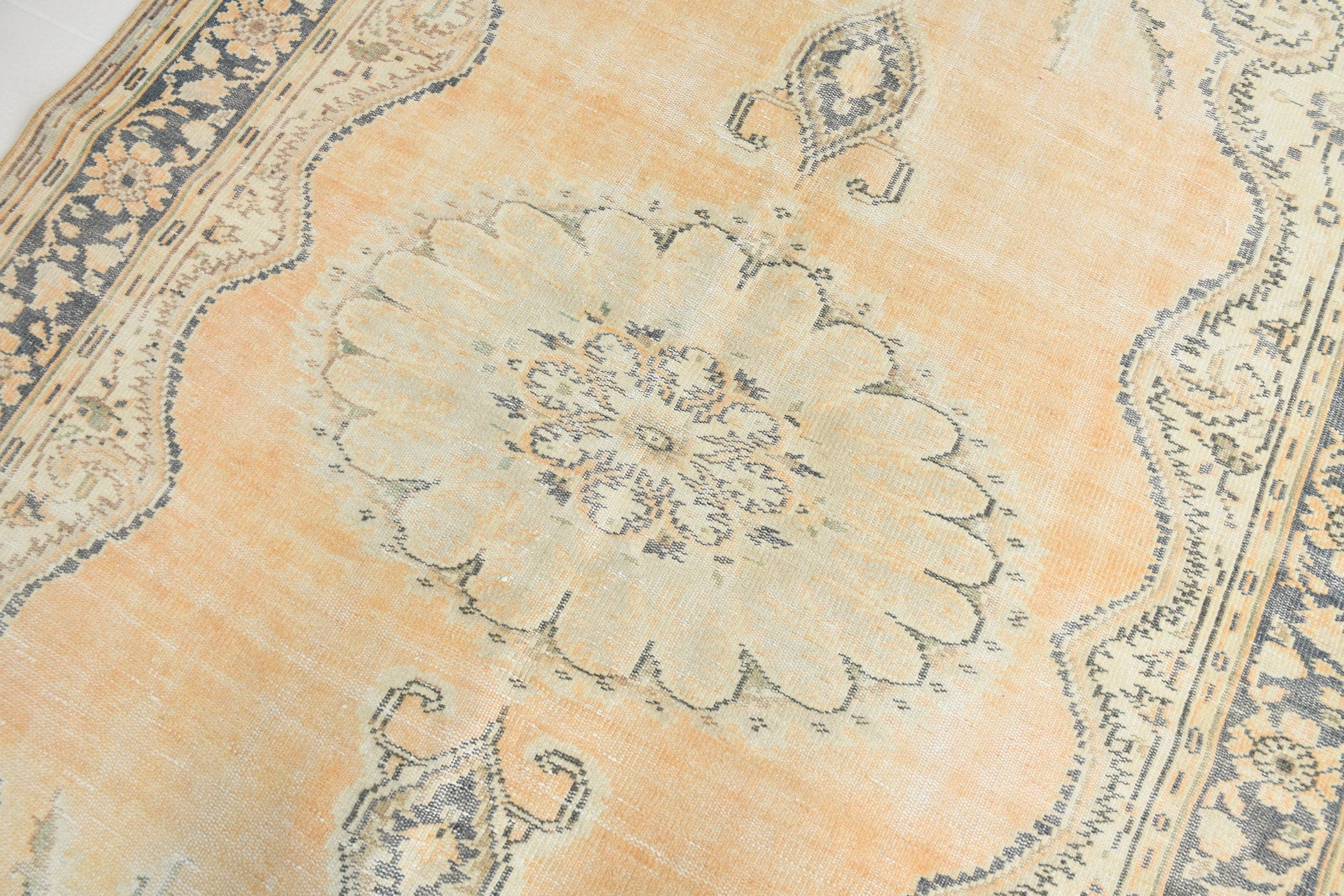 Turkish Vintage Rug 10’0’ x 5’11’