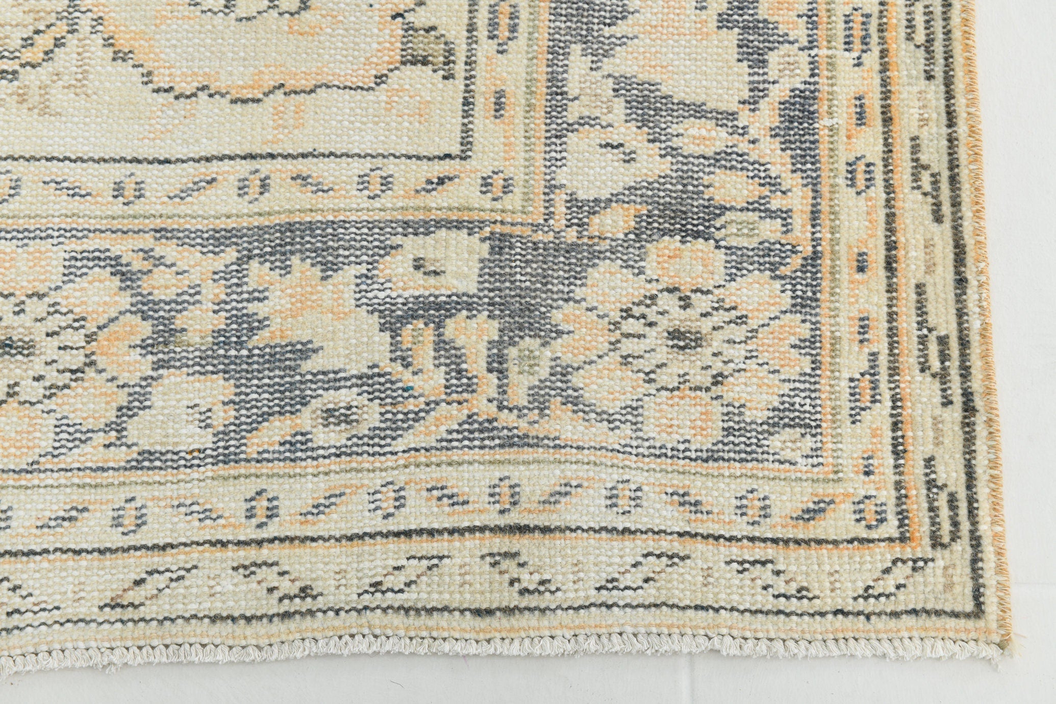 Turkish Vintage Rug 10’0’ x 5’11’
