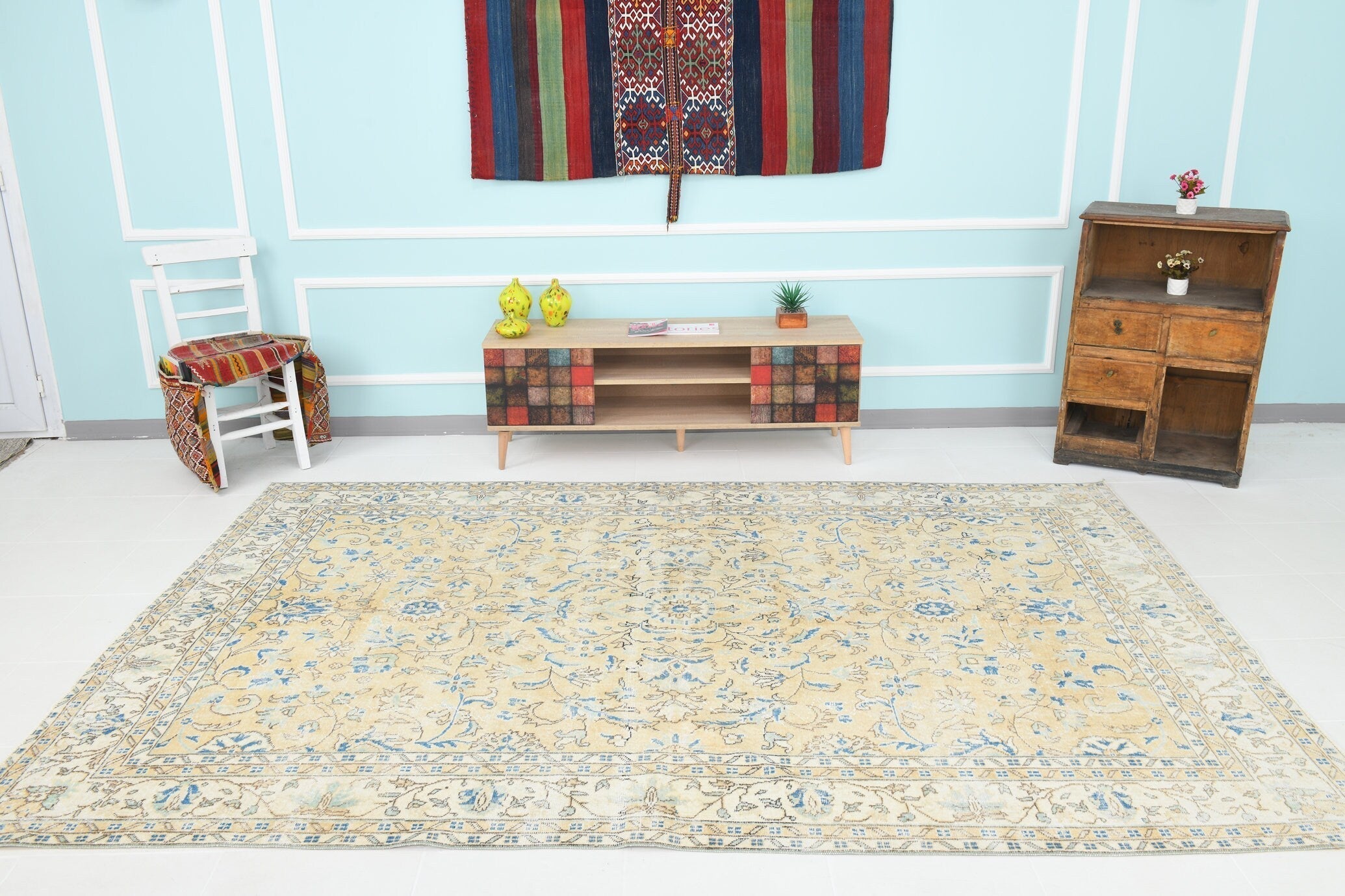 Turkish Vintage Rug 10’1’ x 6’11’