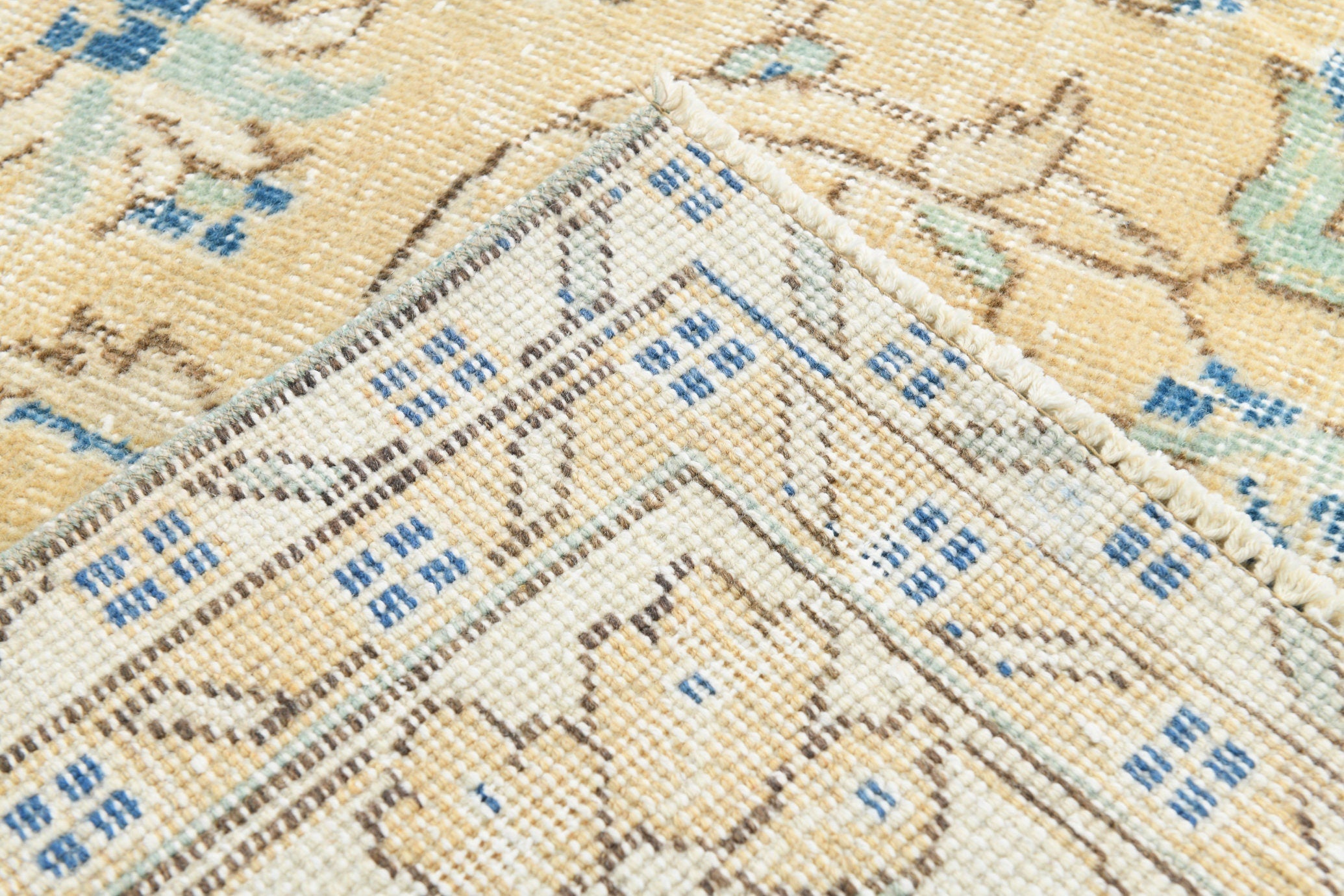 Turkish Vintage Rug 10’1’ x 6’11’