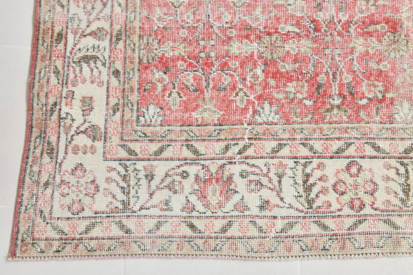 Turkish Vintage Rug 10’11’ x 7’2’