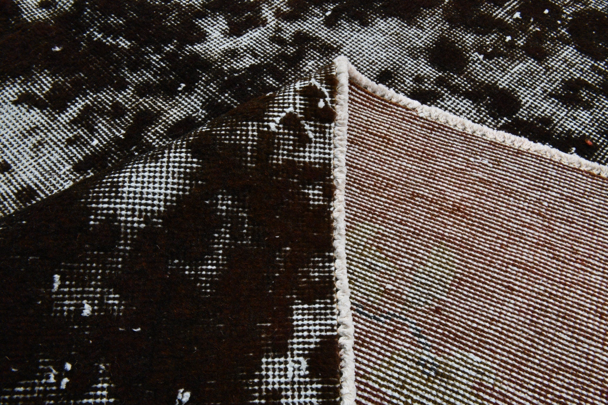Turkish Vintage Rug 10’2’ x 6’10’