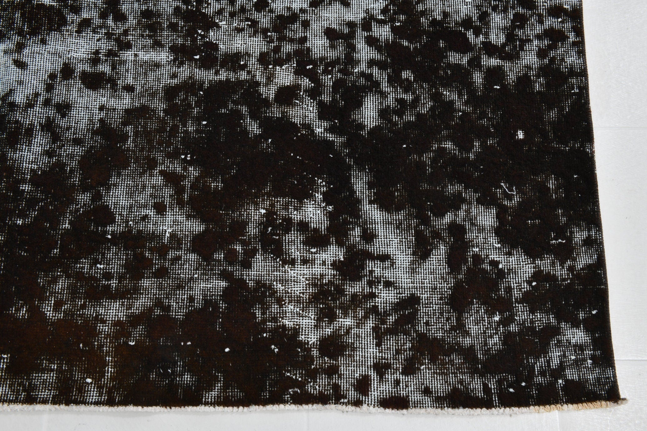 Turkish Vintage Rug 10’2’ x 6’10’