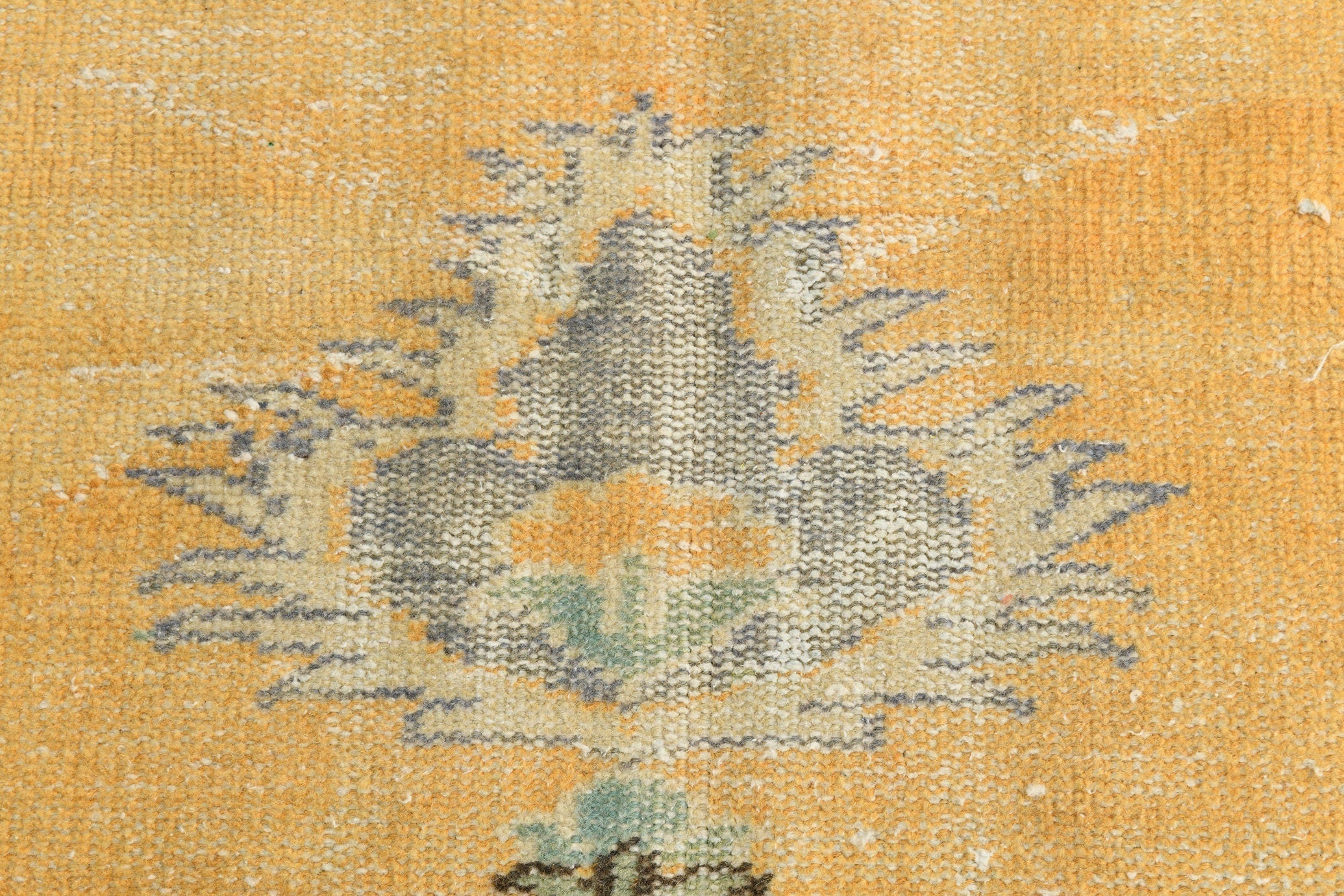 Turkish Vintage Rug 10’3’ x 6’10’